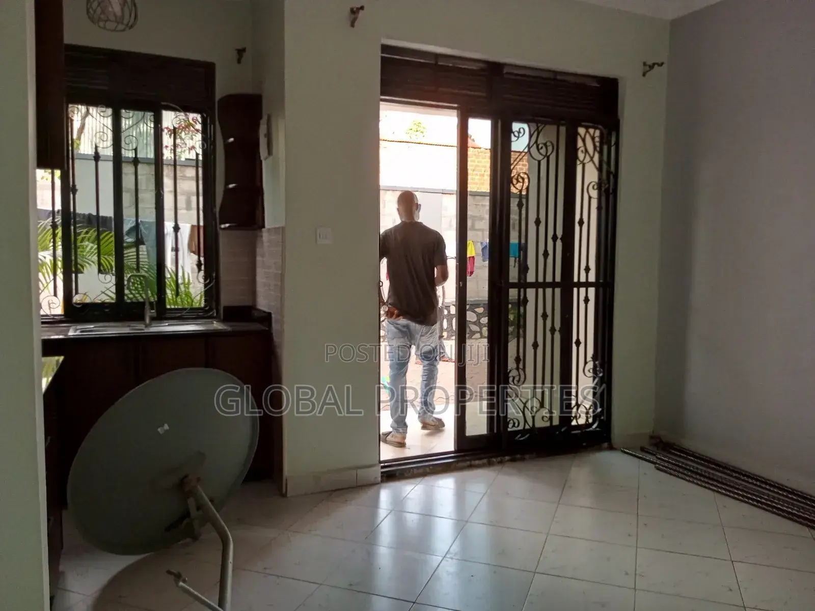 1bdrm Bungalow in Kyaliwajala, Central Division for rent in Central Division