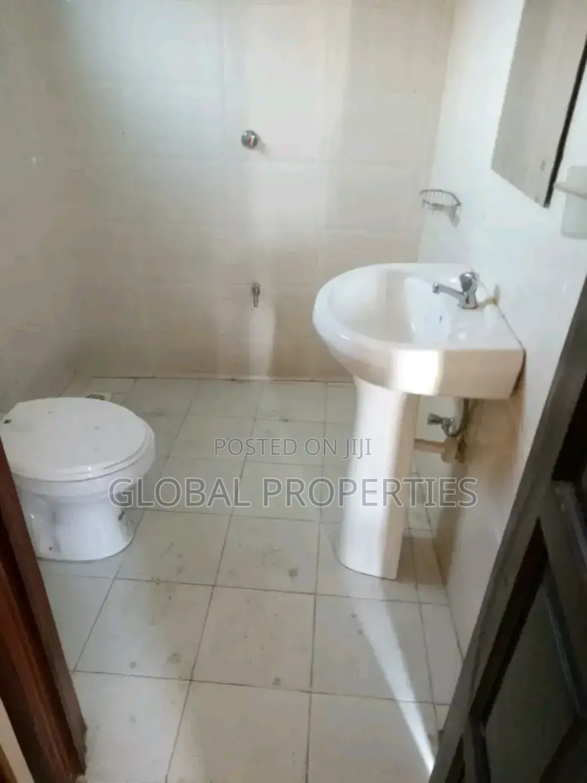 2bdrm Bungalow in Bweyogerere Buuto, Central Division for rent in Central Division