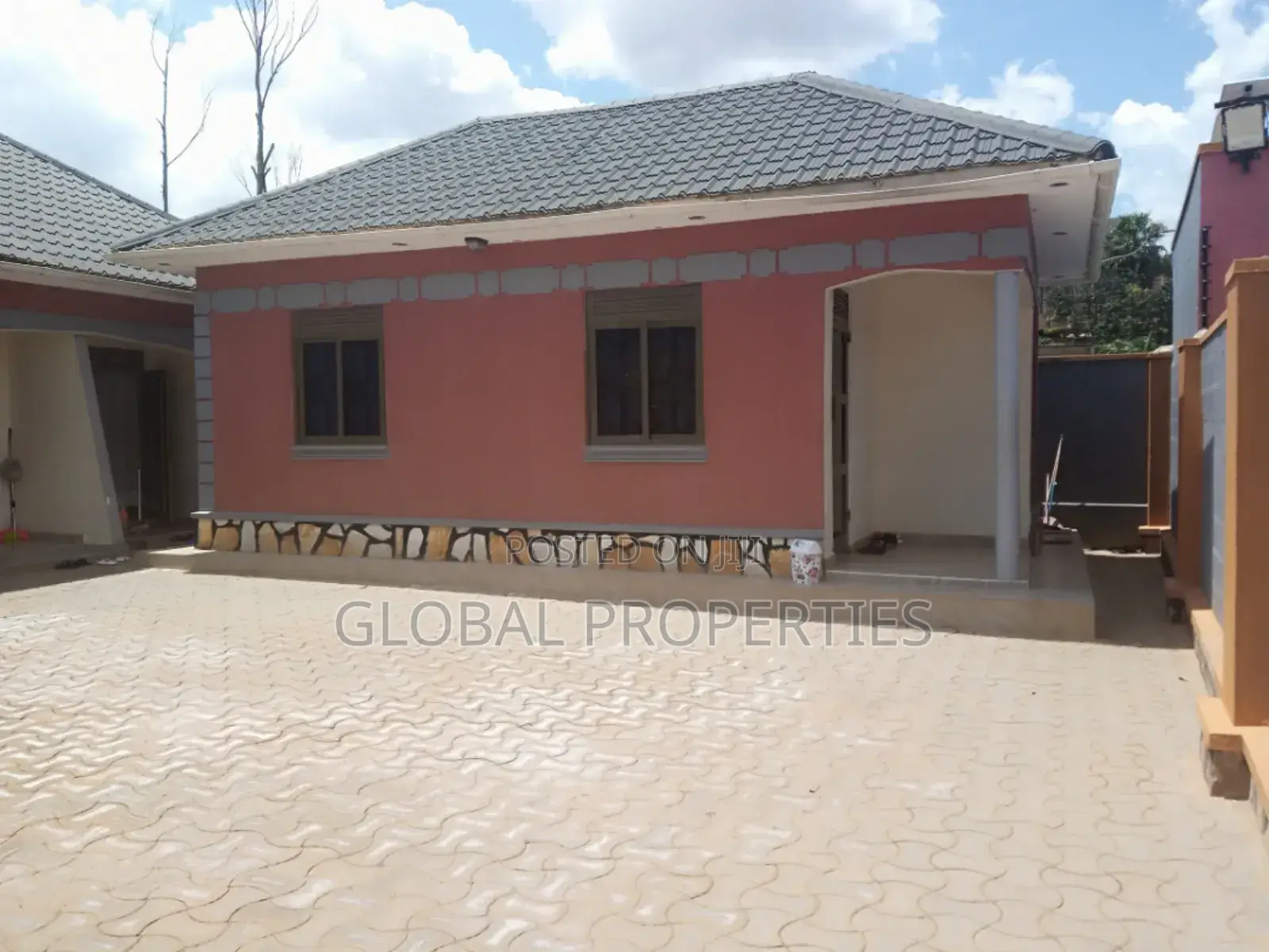 1bdrm Bungalow in Bweyogerere Mbalwa, Central Division for rent in Central Division
