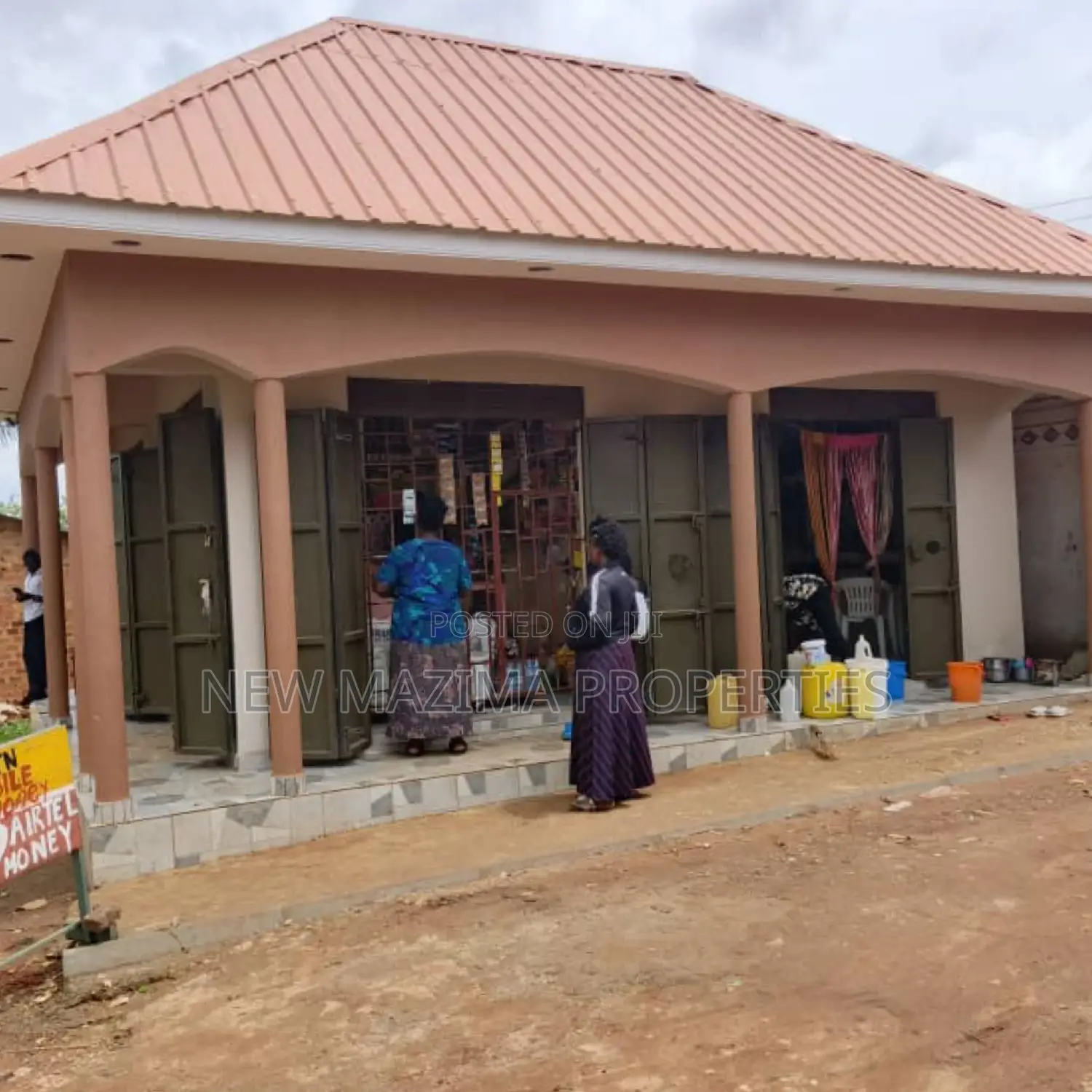 Very Busy Three Commercial Single Shops on Quicksale Bulenga in Division A