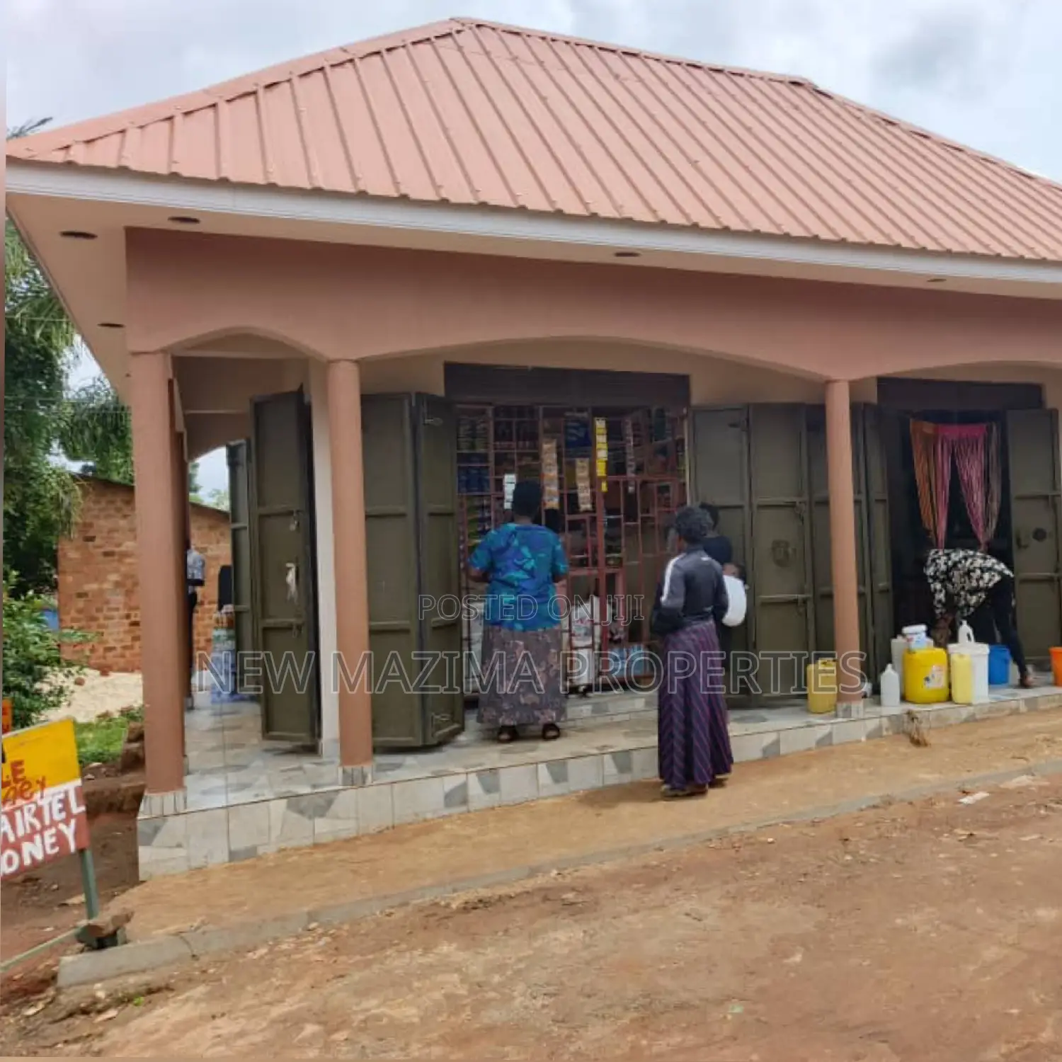 Very Busy Three Commercial Single Shops on Quicksale Bulenga in Division A