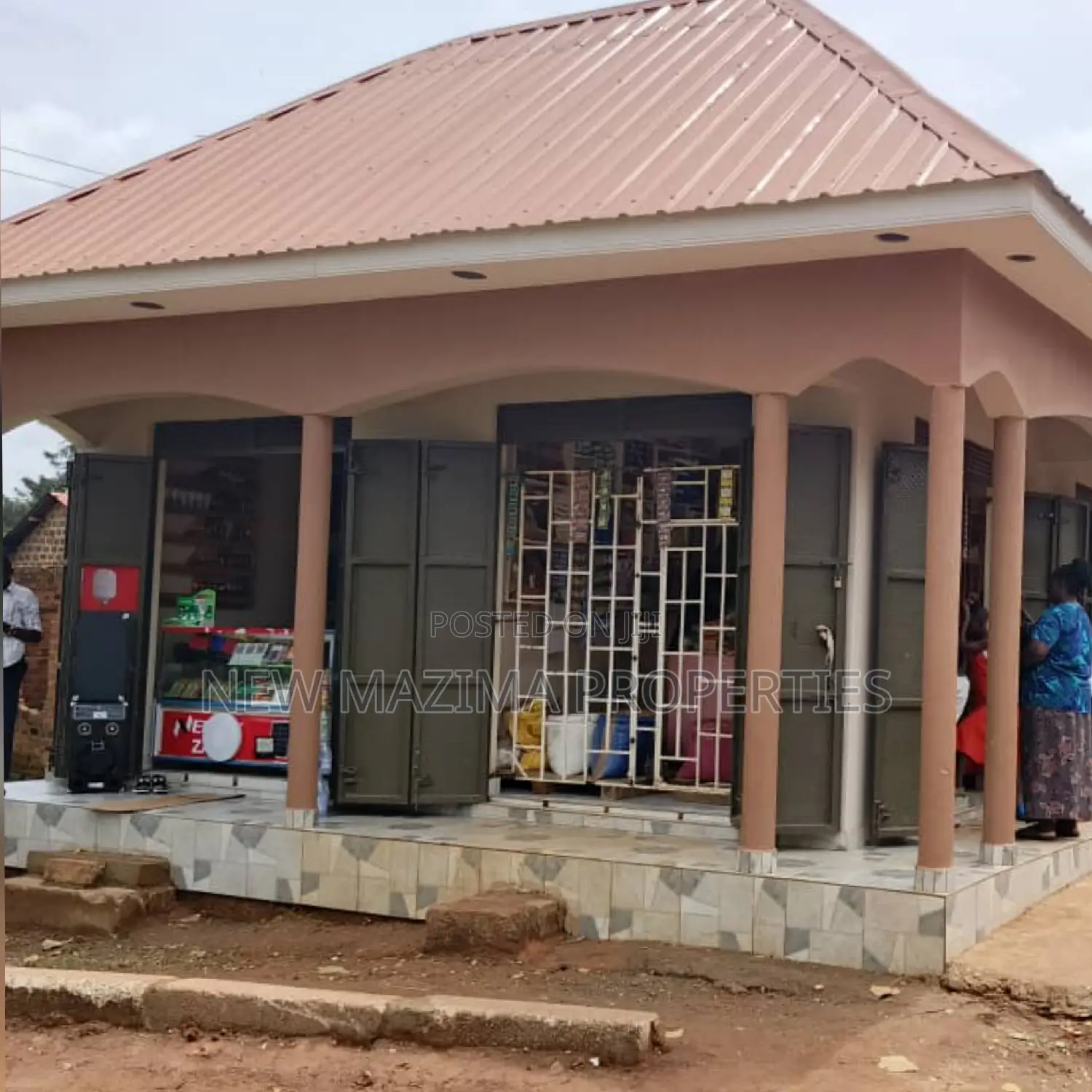 Very Busy Three Commercial Single Shops on Quicksale Bulenga in Division A