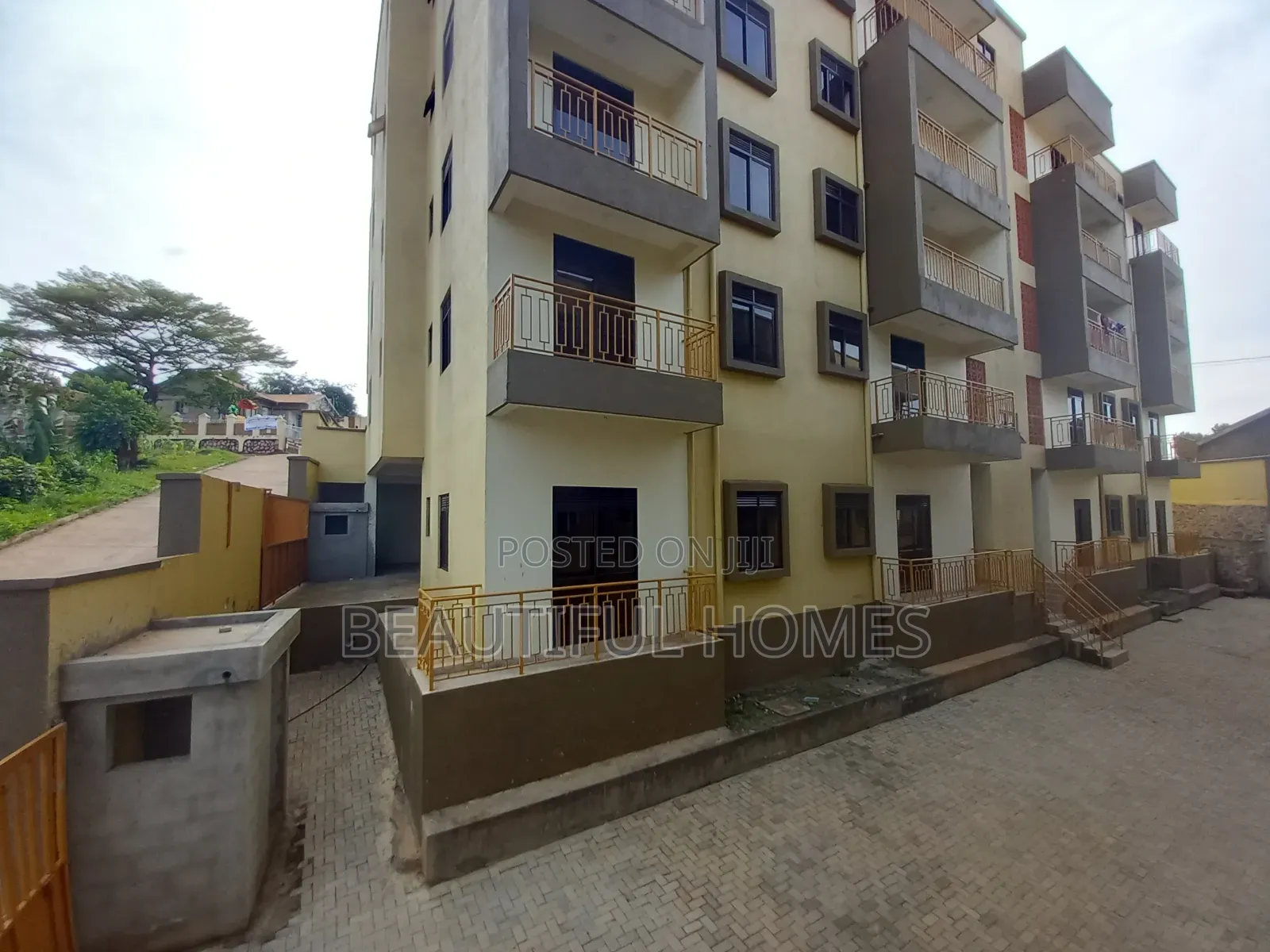 Furnished 3bdrm Condo in Kisaasi, Nakawa for sale in Nakawa
