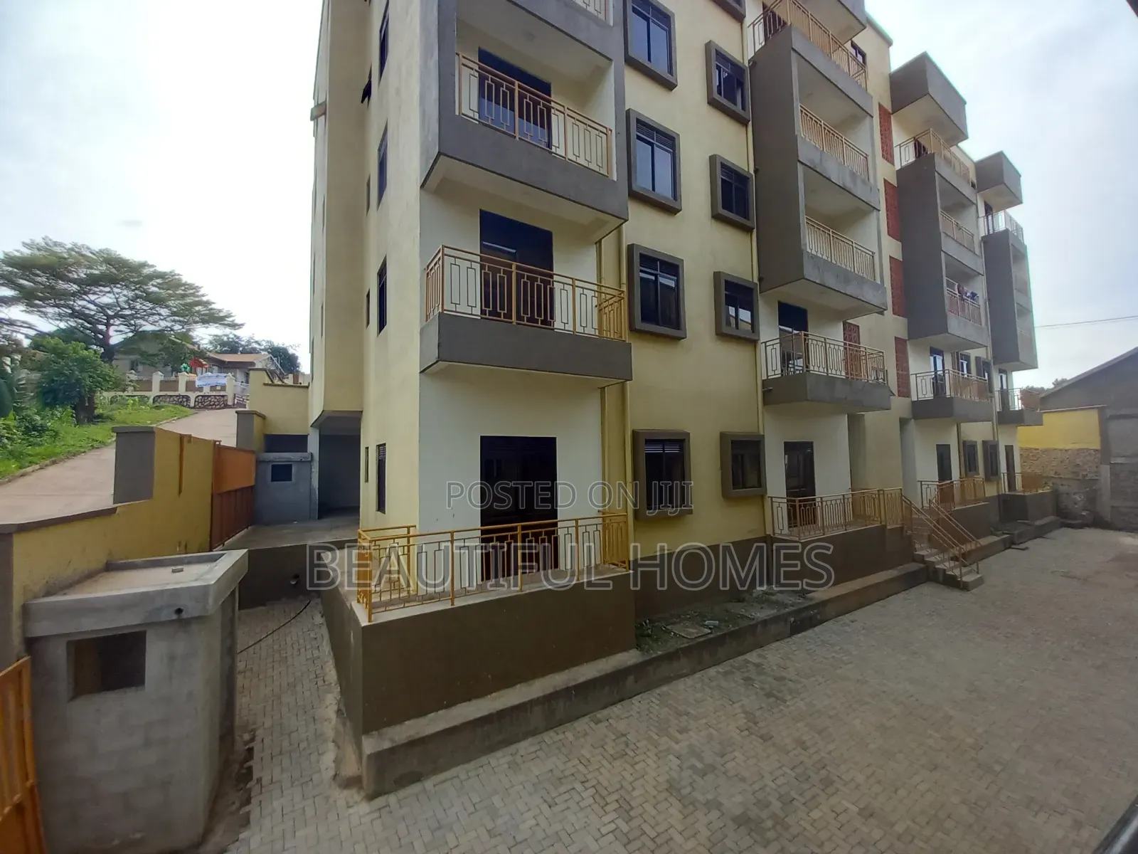 Furnished 3bdrm Condo in Kisaasi, Nakawa for sale in Nakawa