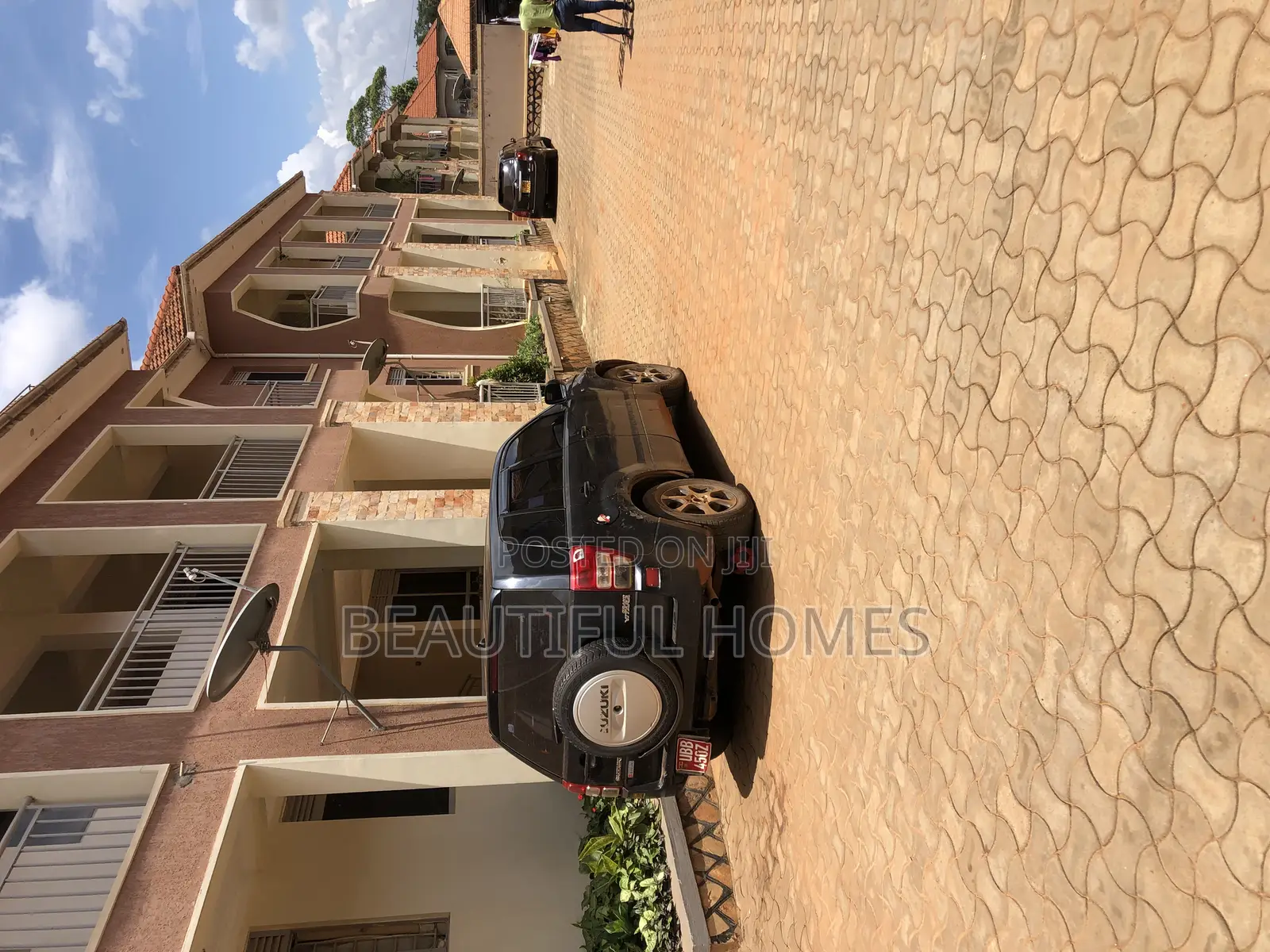 Furnished 2bdrm Block of Flats in Kira Town Tarmack for sale in Kira