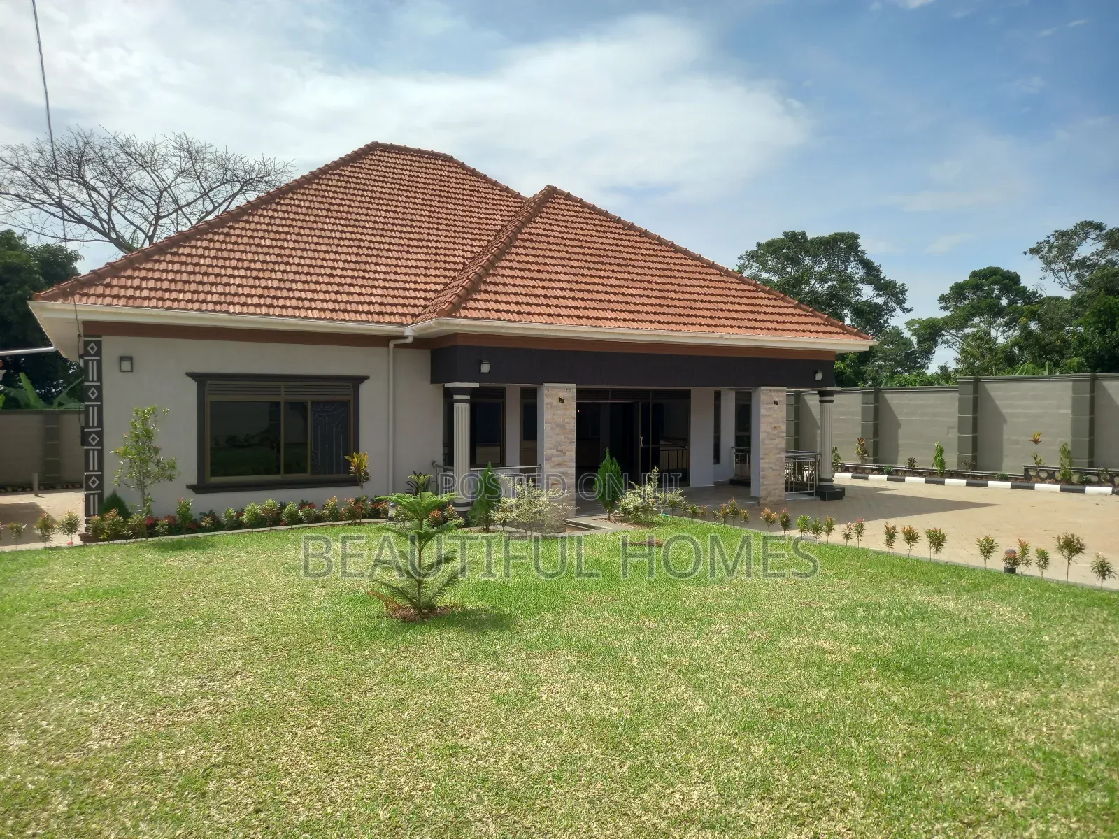 Furnished 4bdrm House in Namugongo, Kira for sale in Kira
