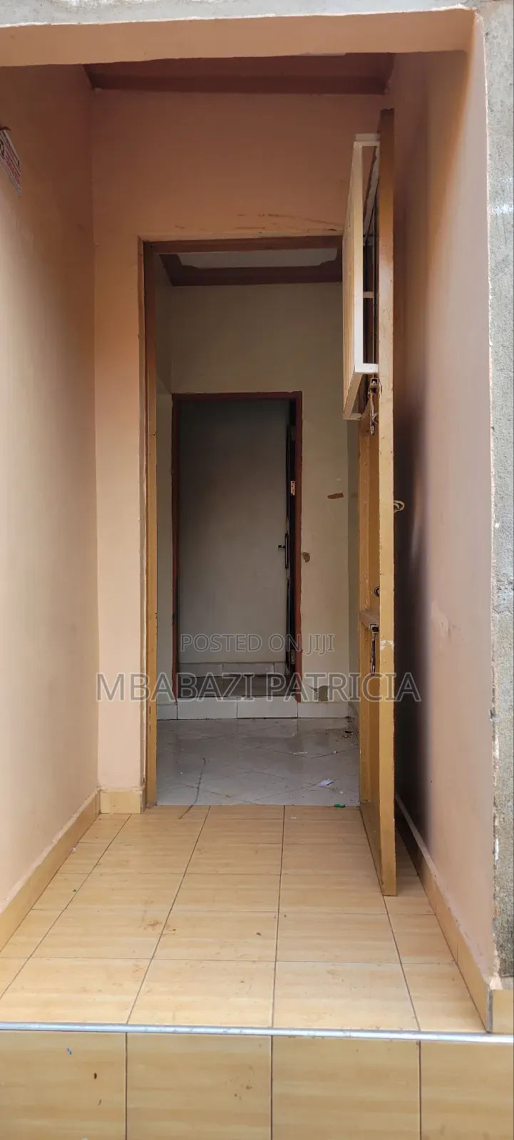 3bdrm House in Lugoba Kawempe Road, Nabweru for rent in Nabweru