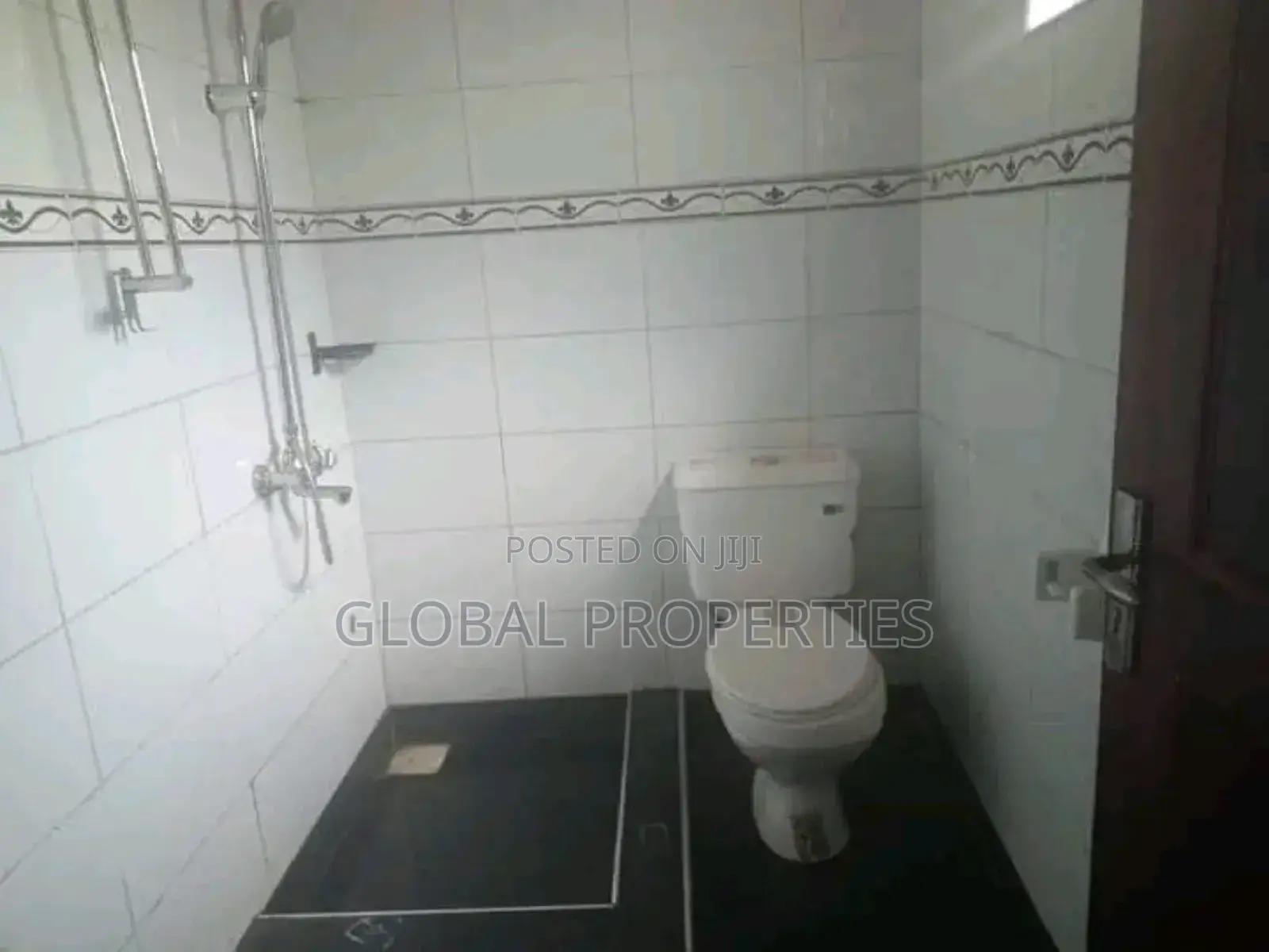1bdrm Bungalow in Kira Estate, Central Division for rent in Central Division