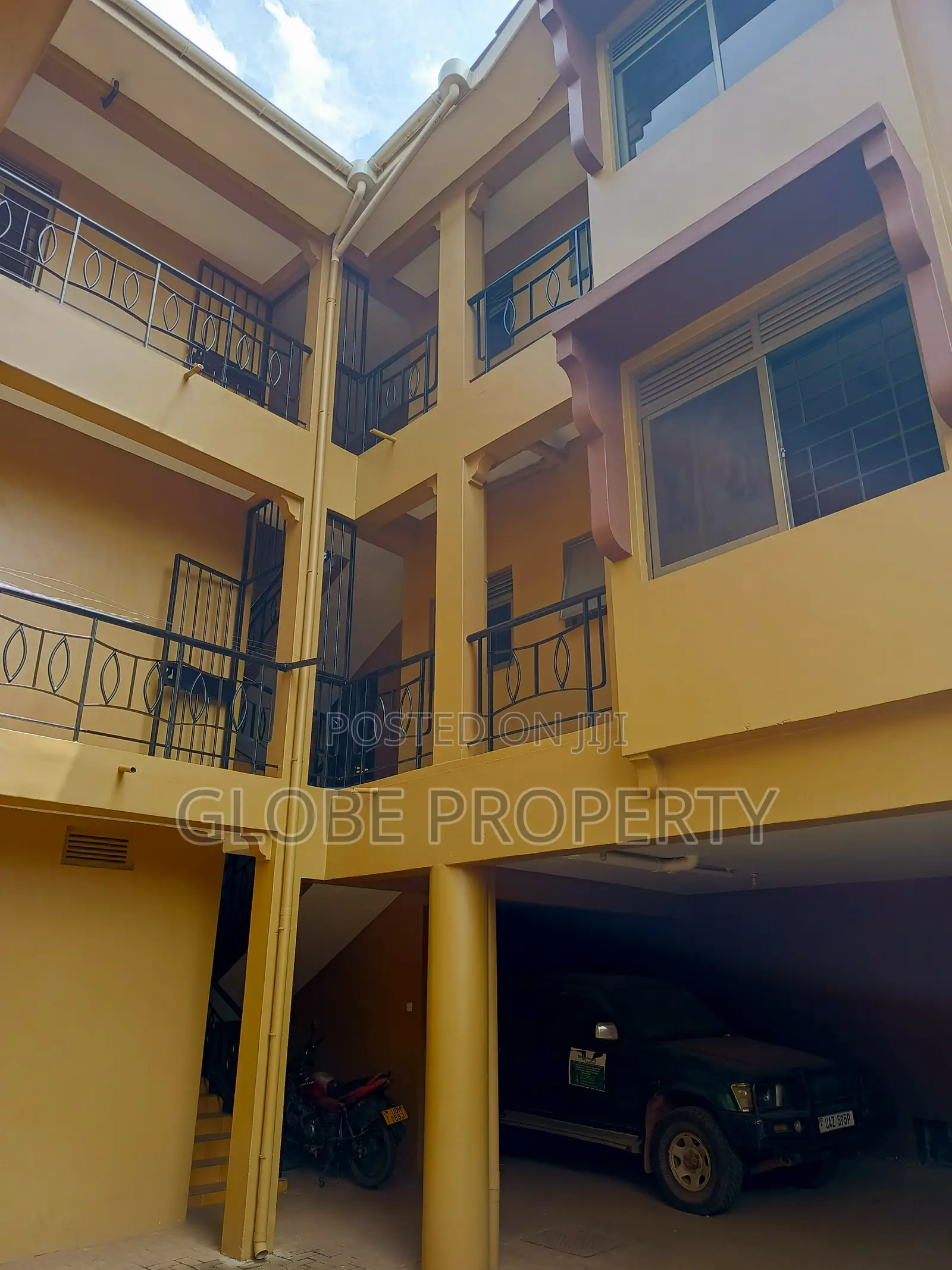 Office House for Rent in Central Division