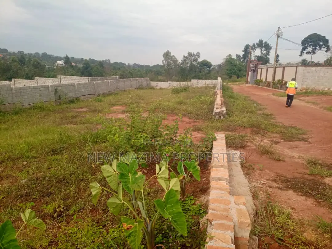 Very Beautiful Plot Rich Neighbors on Sale Kitende Ntebe Rd in Division A