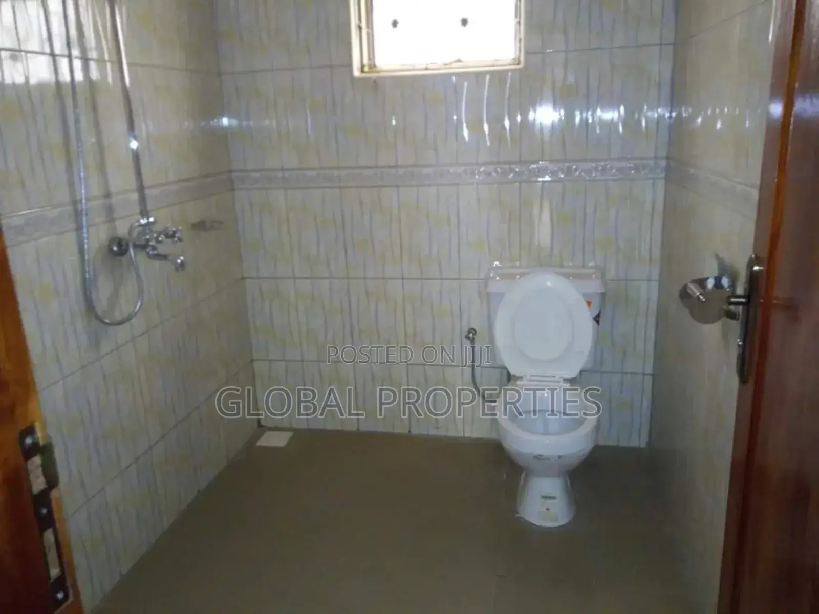 1bdrm Bungalow in Kira Bulindo Rd, Central Division for rent in Central Division