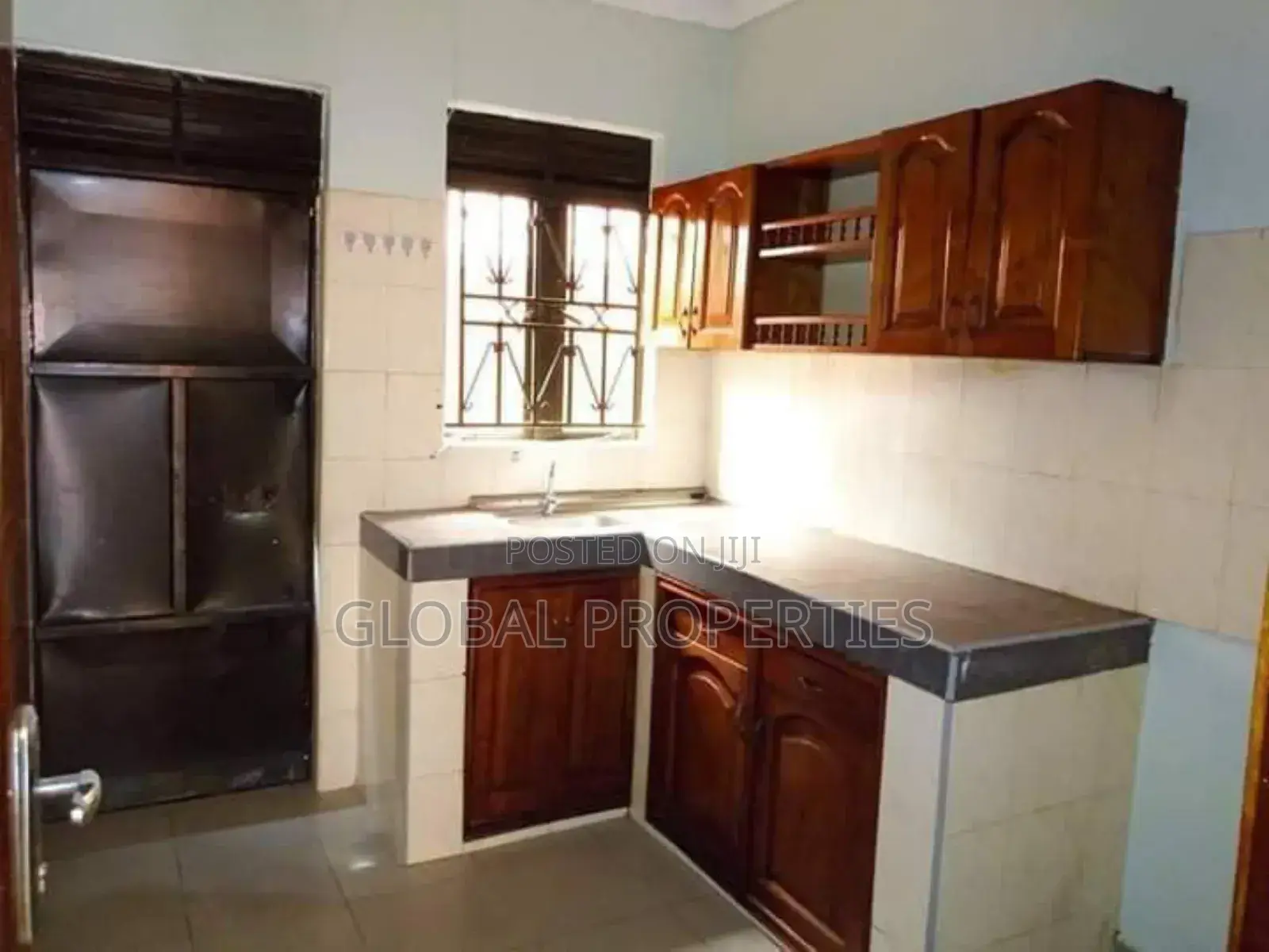 2bdrm Bungalow in Bweyogerere Town, Central Division for rent in Central Division