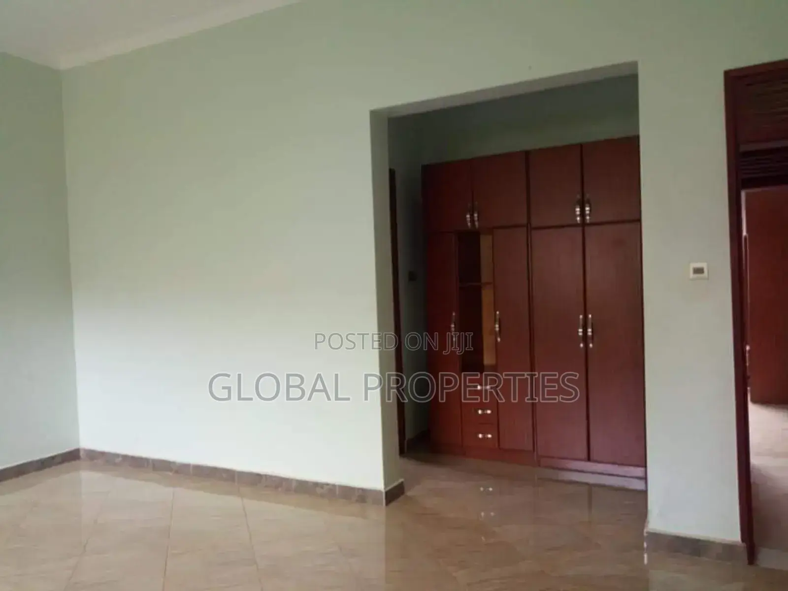 2bdrm Bungalow in Kyaliwajala, Central Division for rent in Central Division