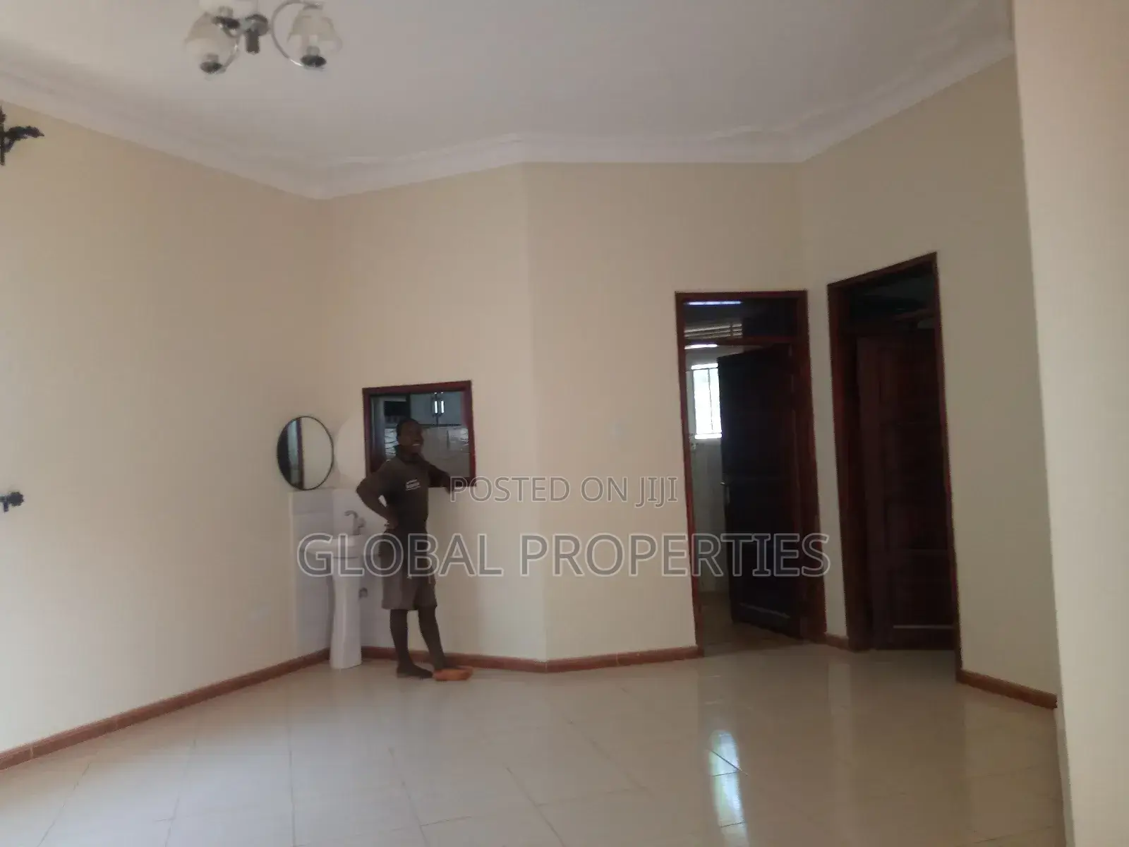 2bdrm Bungalow in Kira Estate, Central Division for rent in Central Division