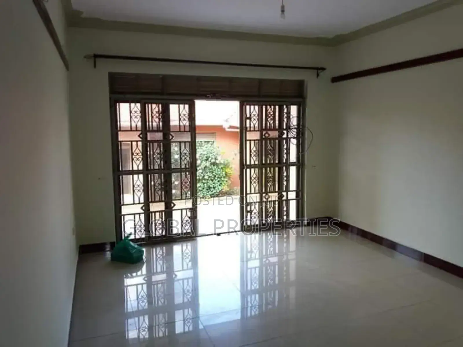 1bdrm Bungalow in Namugongo Mbalwa Rd, Central Division for rent in Central Division