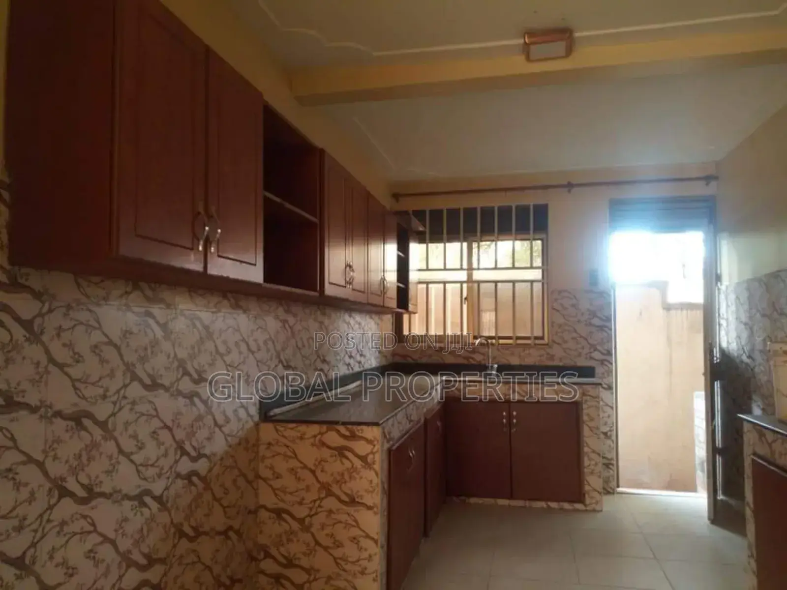 1bdrm Bungalow in Namugongo Mbalwa Rd, Central Division for rent in Central Division