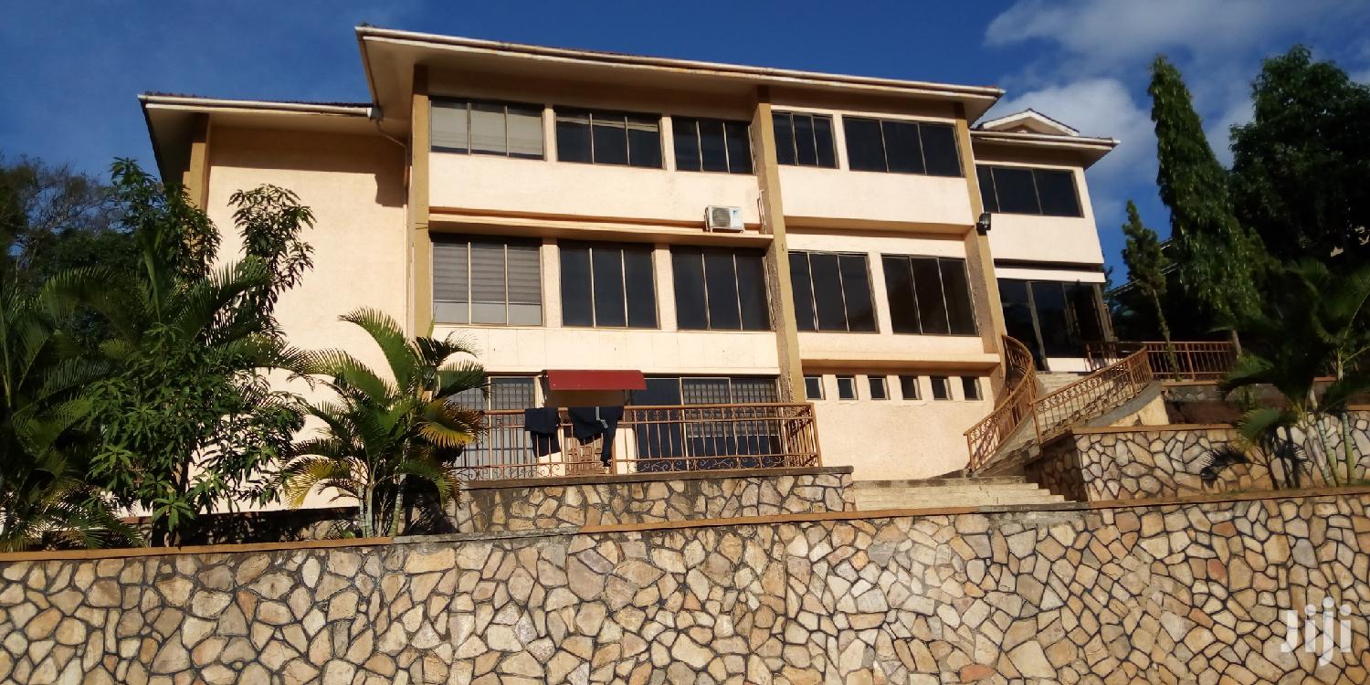 Building for Rent in Kololo in Kampala