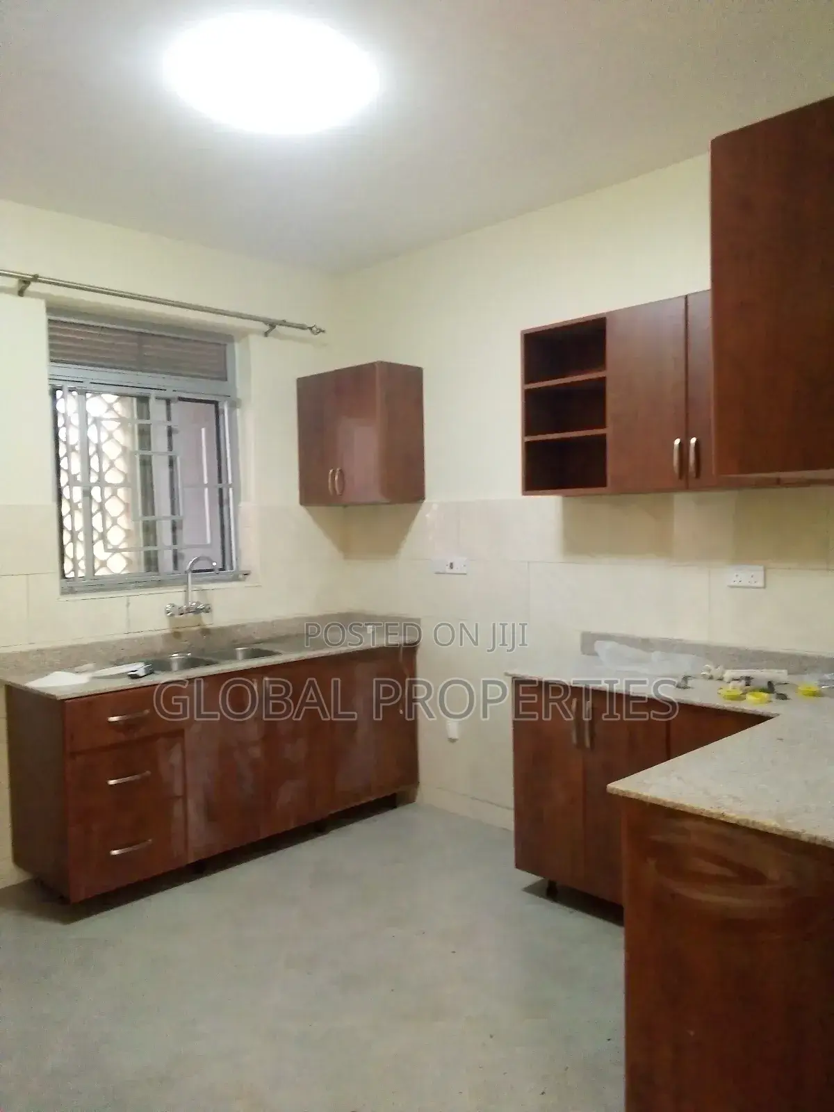 2bdrm Bungalow in Bweyogerere, Central Division for rent in Central Division