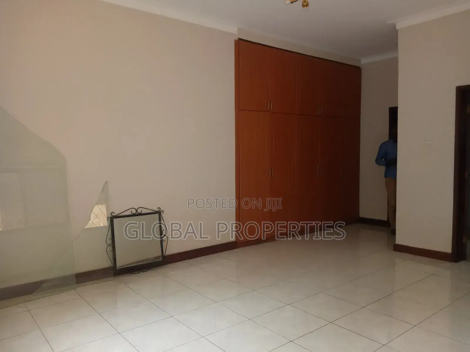 4bdrm Bungalow in Kyaliwajala Kireka, Central Division for rent in Central Division