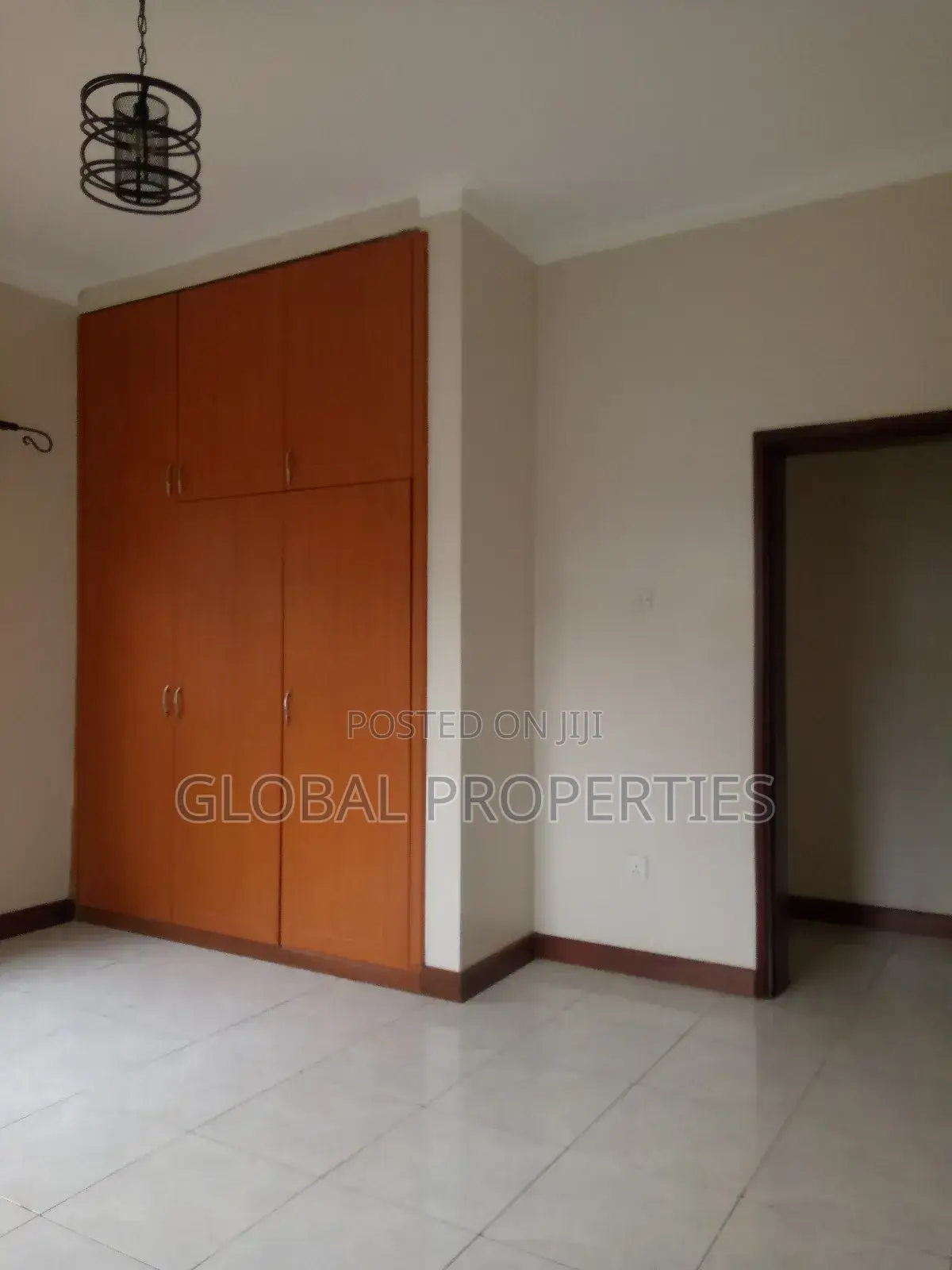 4bdrm Bungalow in Kyaliwajala Kireka, Central Division for rent in Central Division