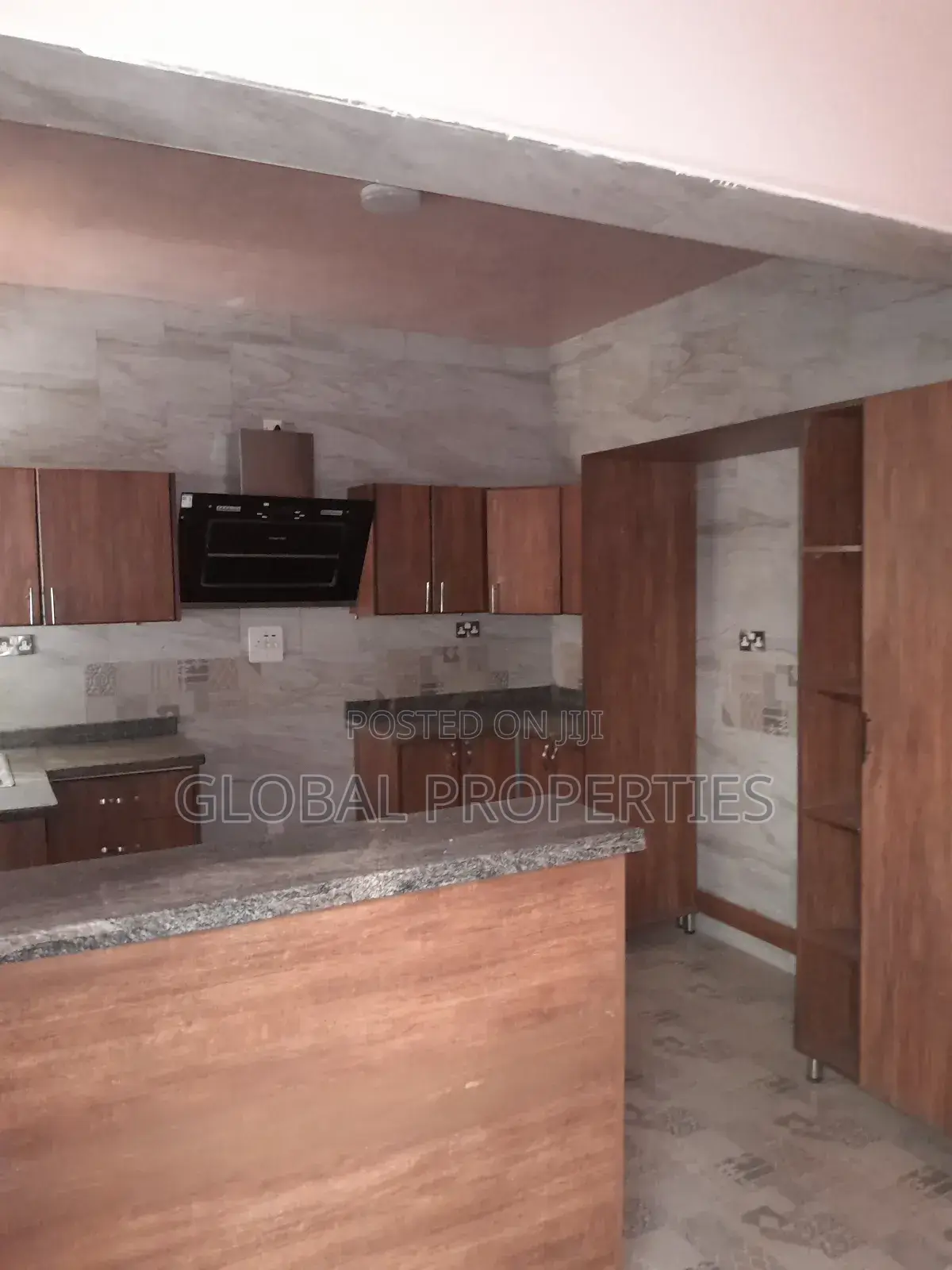 2bdrm Apartment in Naalya Estate, Central Division for rent in Central Division