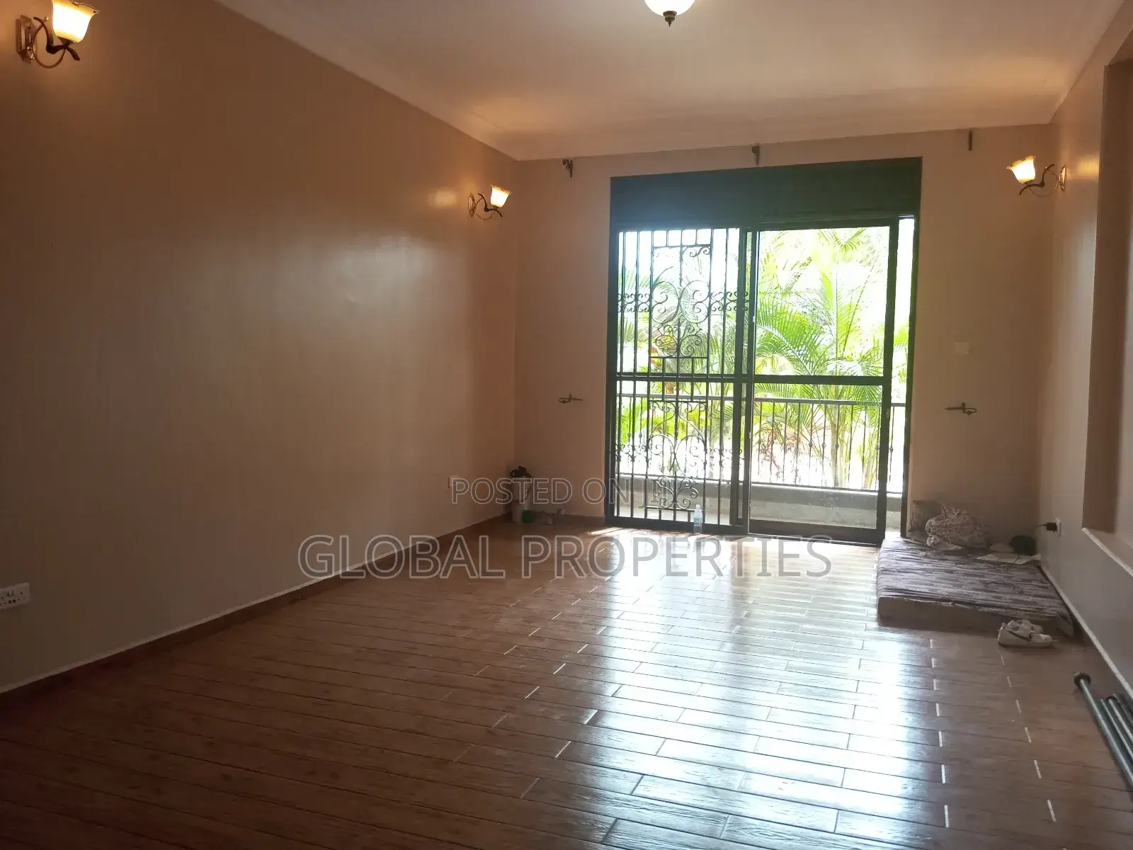 3bdrm Bungalow in Mbalwa Estate, Central Division for rent in Central Division