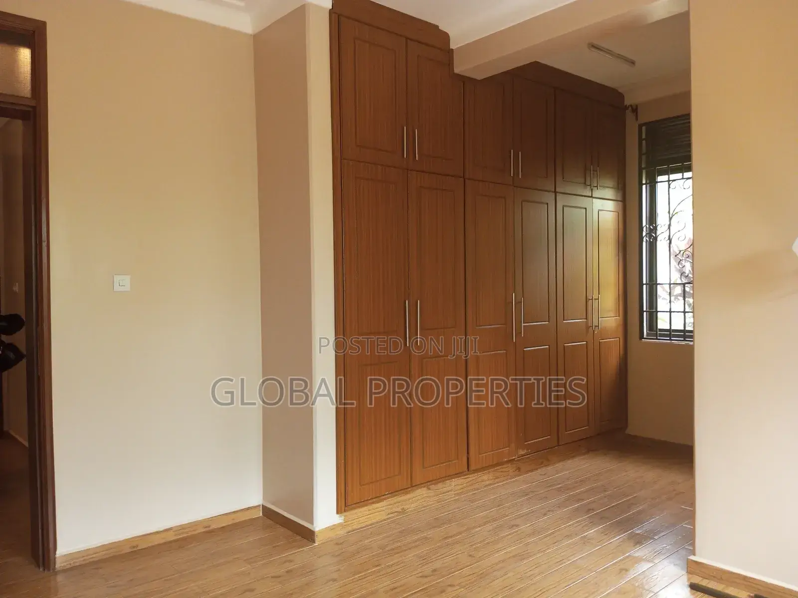 3bdrm Bungalow in Mbalwa Estate, Central Division for rent in Central Division