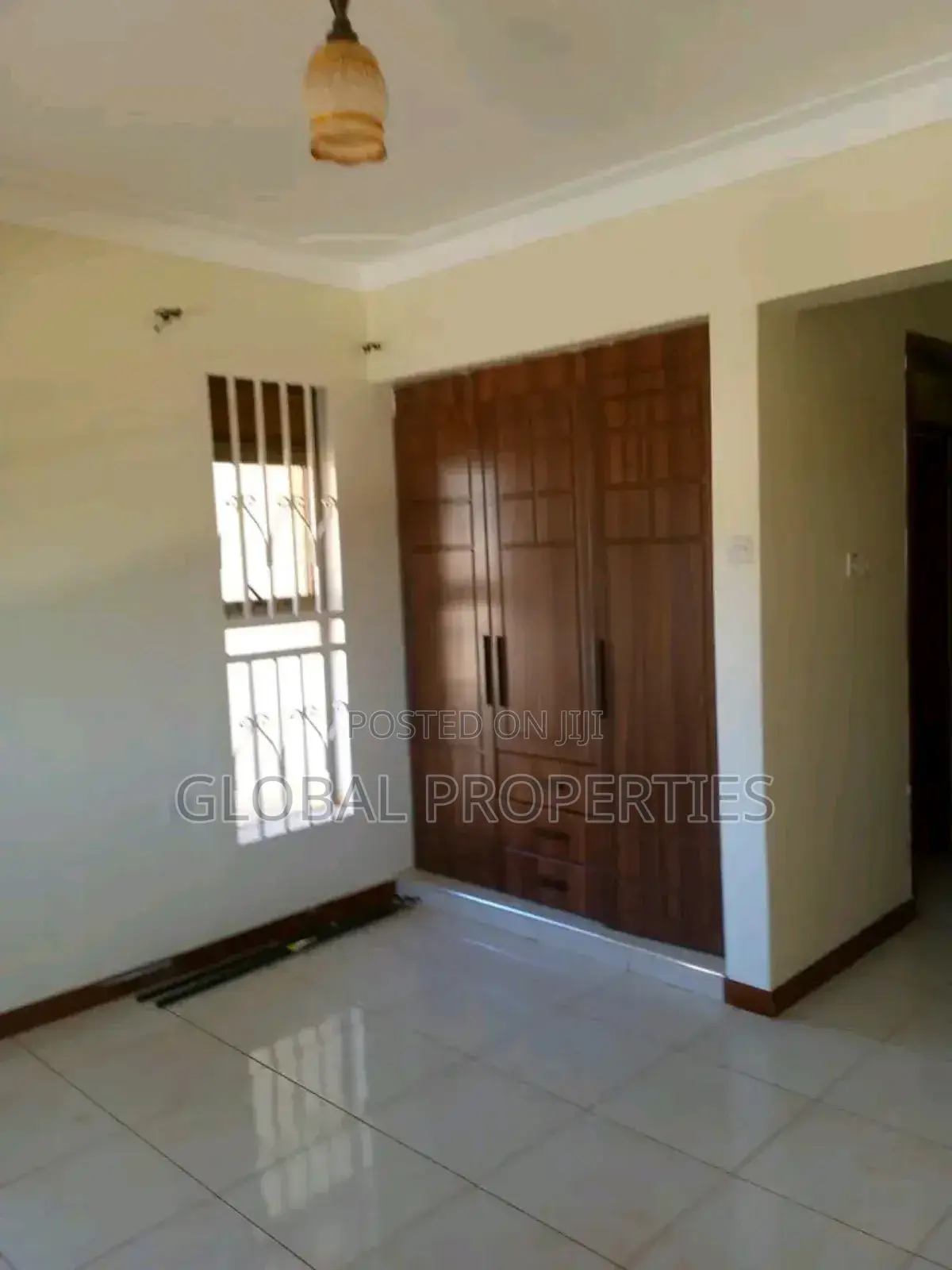 2bdrm Bungalow in Nsawo Estate, Central Division for rent in Central Division