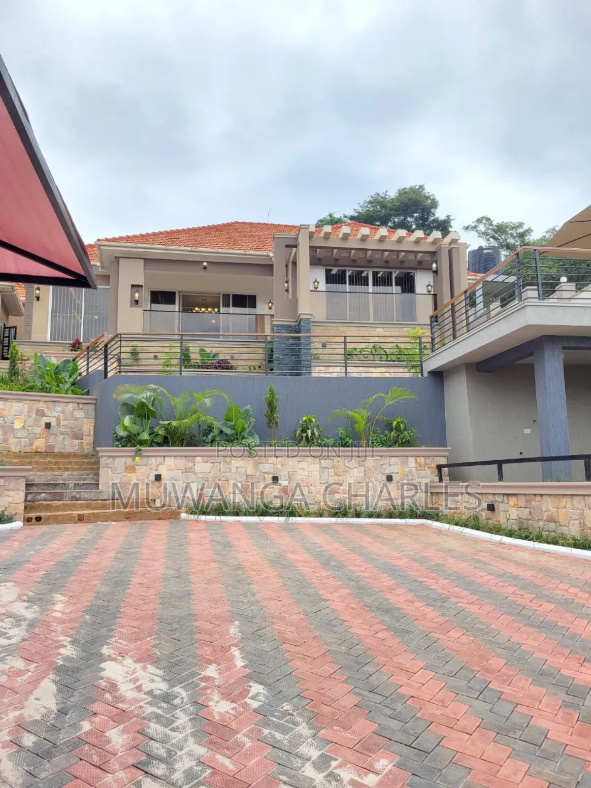 5bdrm Duplex in Fs Properties Ltd, Kira for sale in Kira