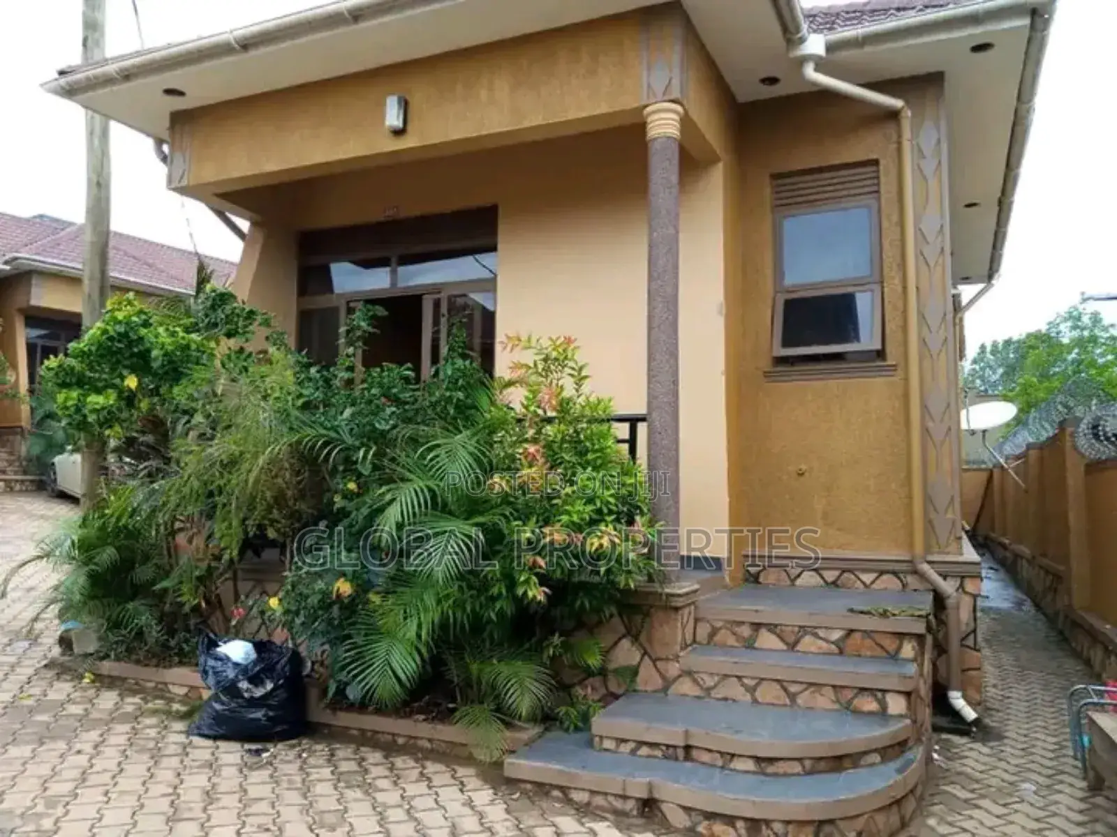 1bdrm Bungalow in Kyaliwajala, Central Division for rent in Central Division