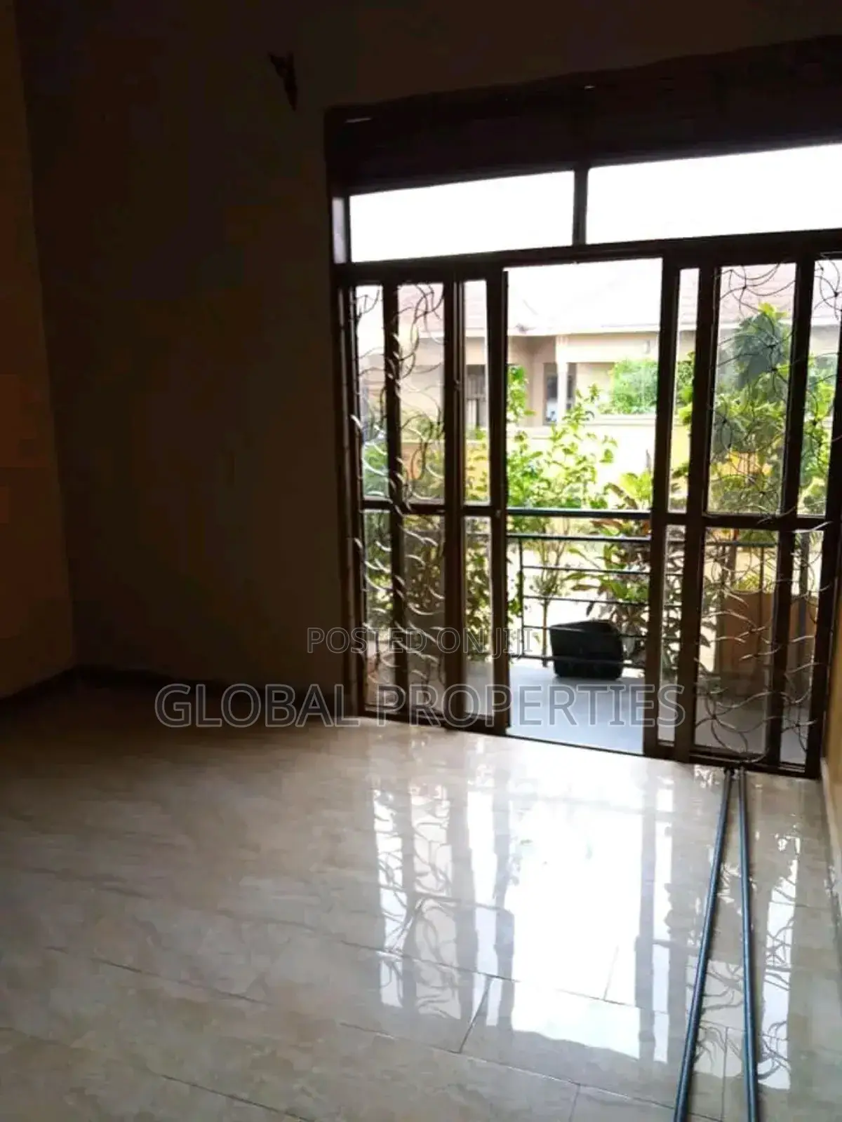 1bdrm Bungalow in Kyaliwajala, Central Division for rent in Central Division