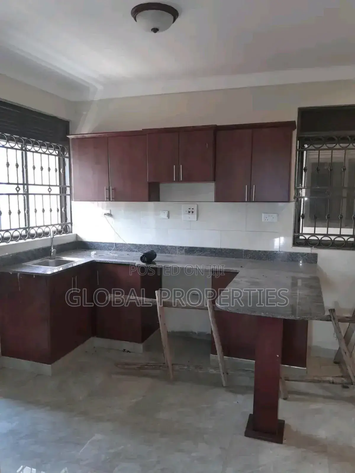 2bdrm Apartment in Kyambongo Rd, Central Division for rent in Central Division