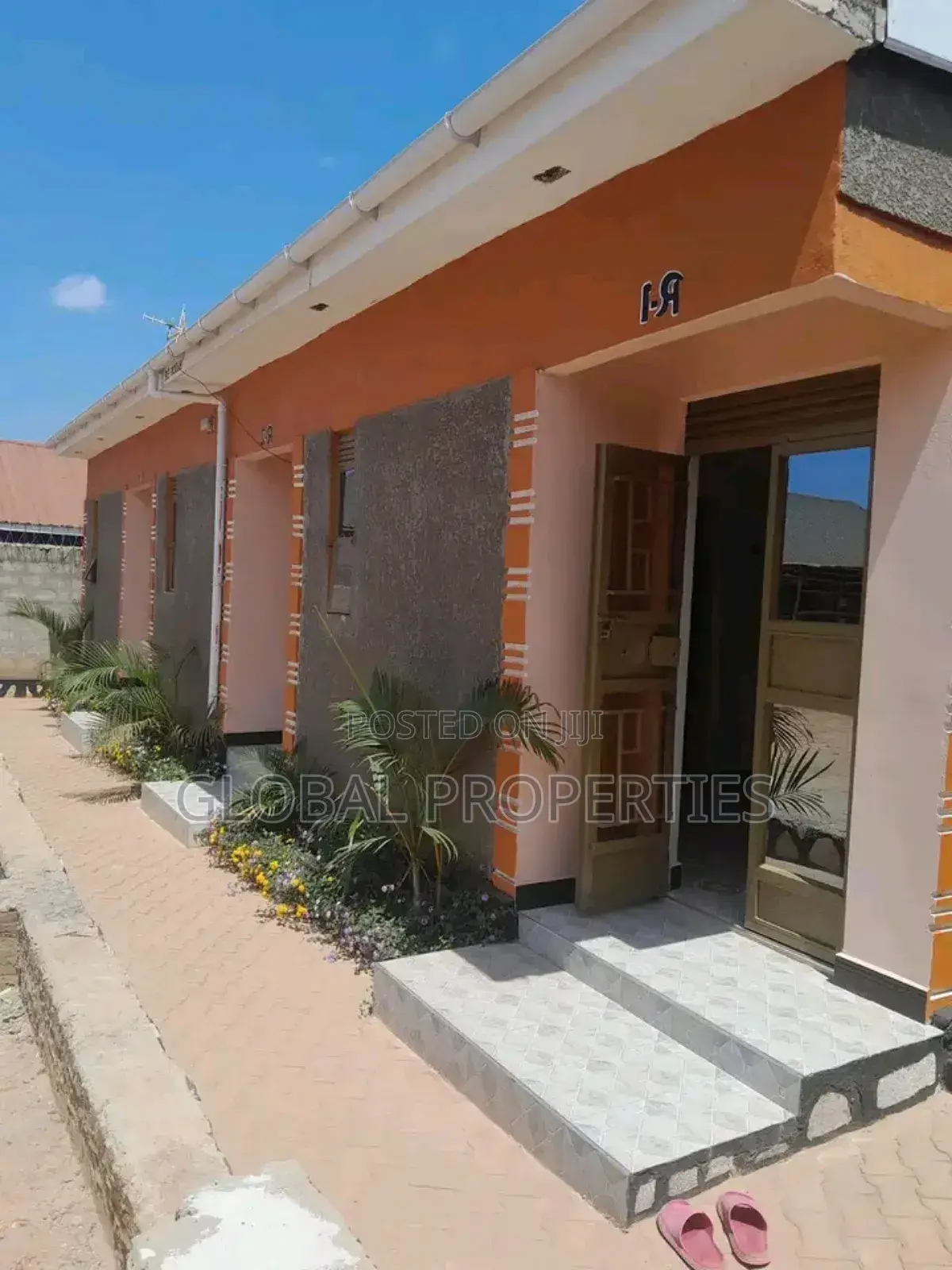 1bdrm Bungalow in Bweyogerere, Central Division for rent in Central Division