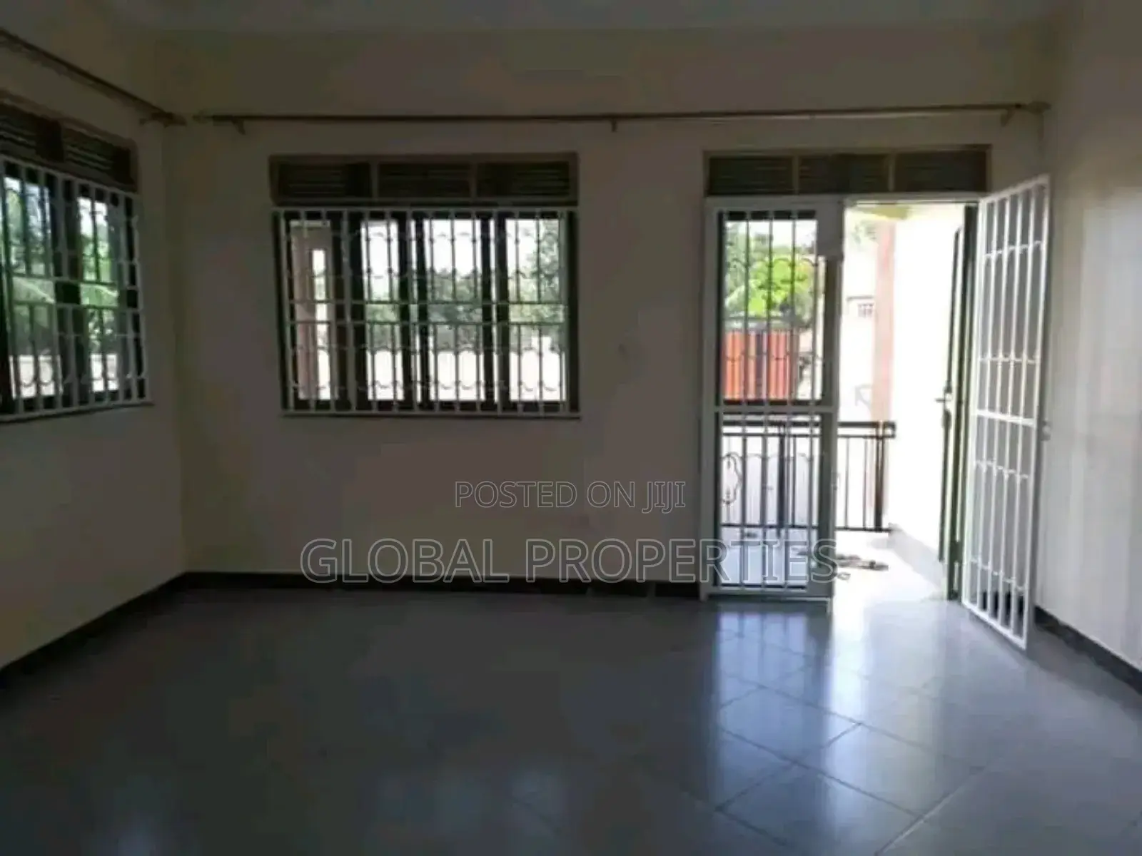 2bdrm Bungalow in Kirinya, Central Division for rent in Central Division