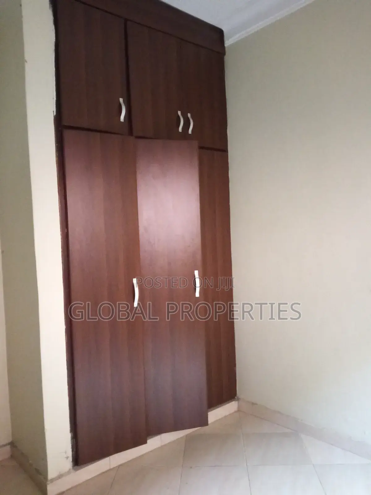 1bdrm Bungalow in Kirinya, Central Division for rent in Central Division