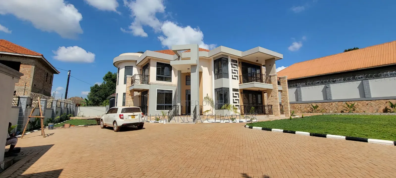 5bdrm Duplex in Fs Properties Ltd, Kira for sale in Kira