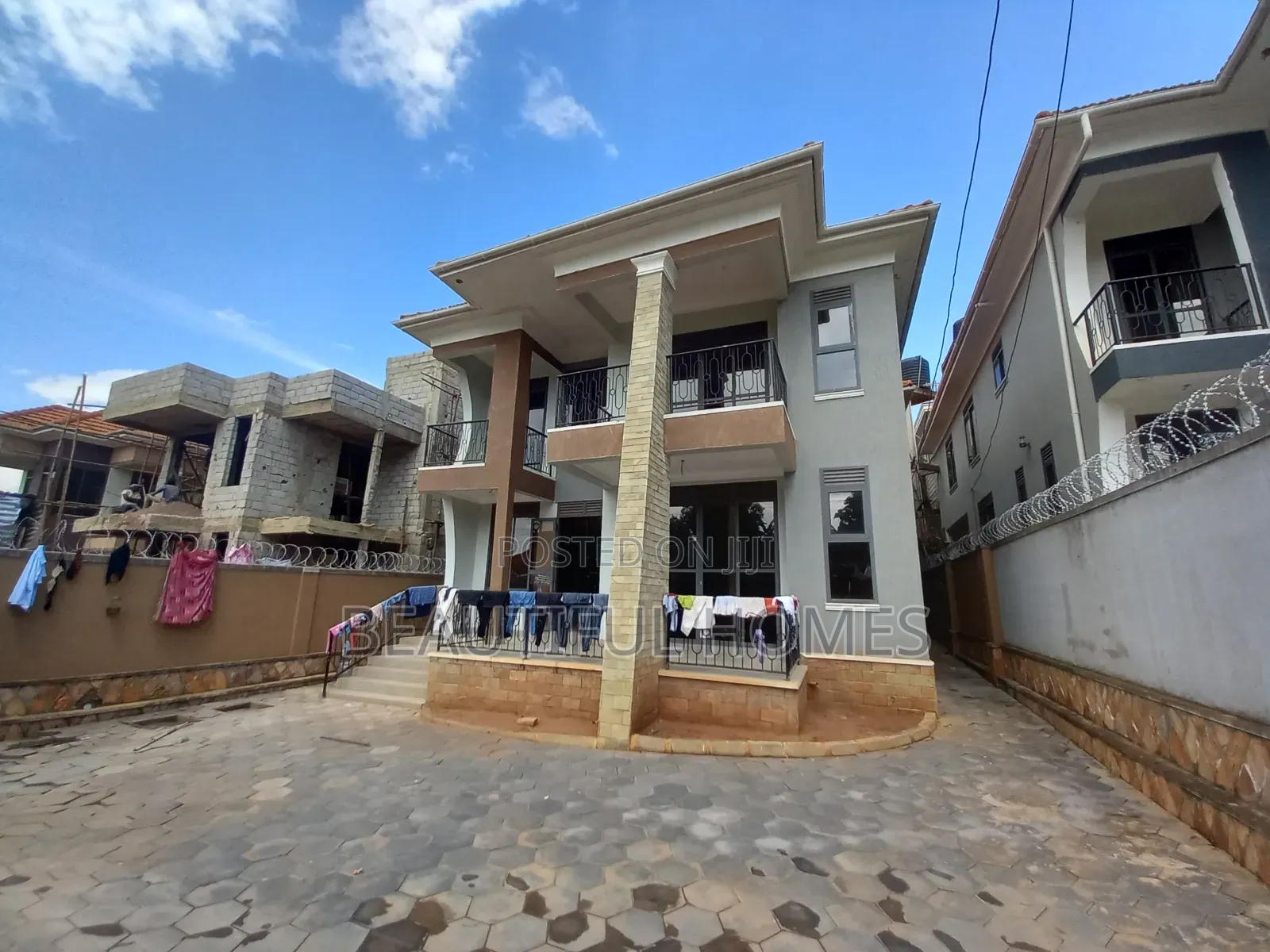Furnished 4bdrm Villa in Kira Wealthy for sale in Kira