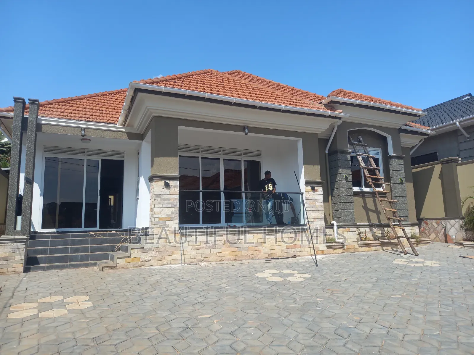 Furnished 4bdrm Bungalow in Kira for sale in Kira
