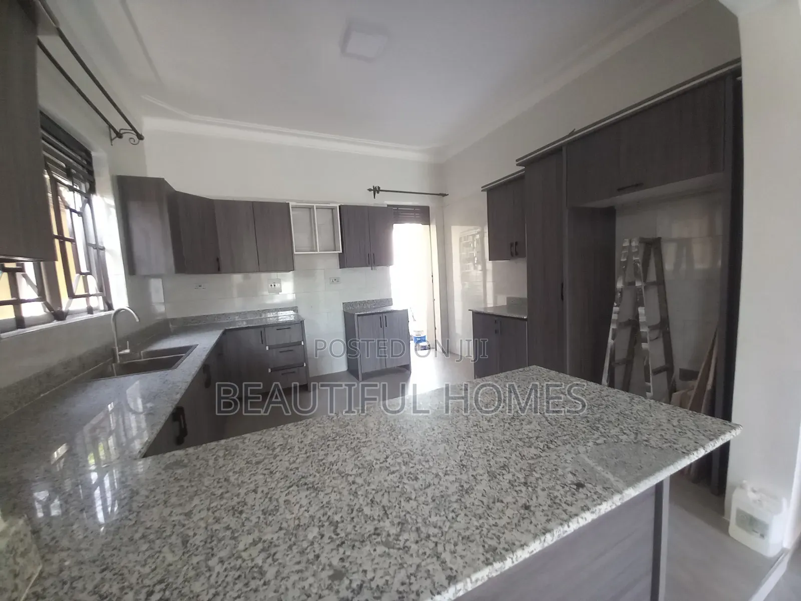 Furnished 4bdrm House in Kira for sale in Kira