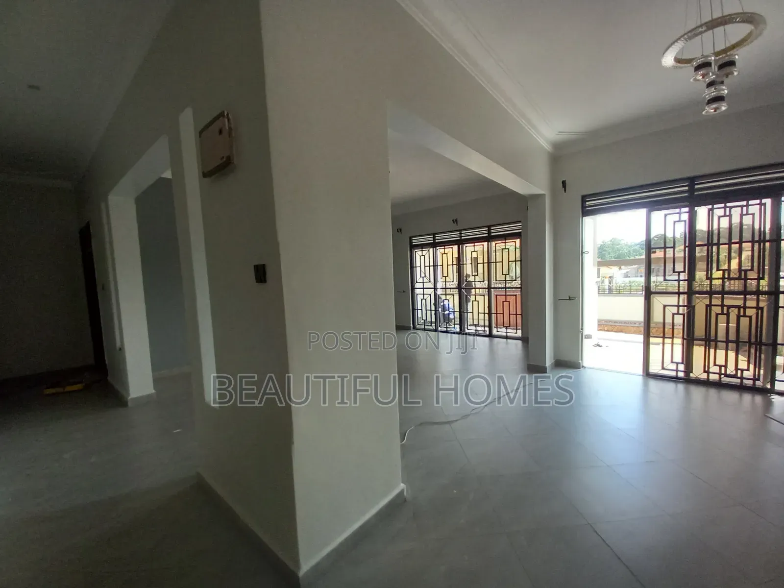 Furnished 4bdrm Bungalow in Kira for sale in Kira
