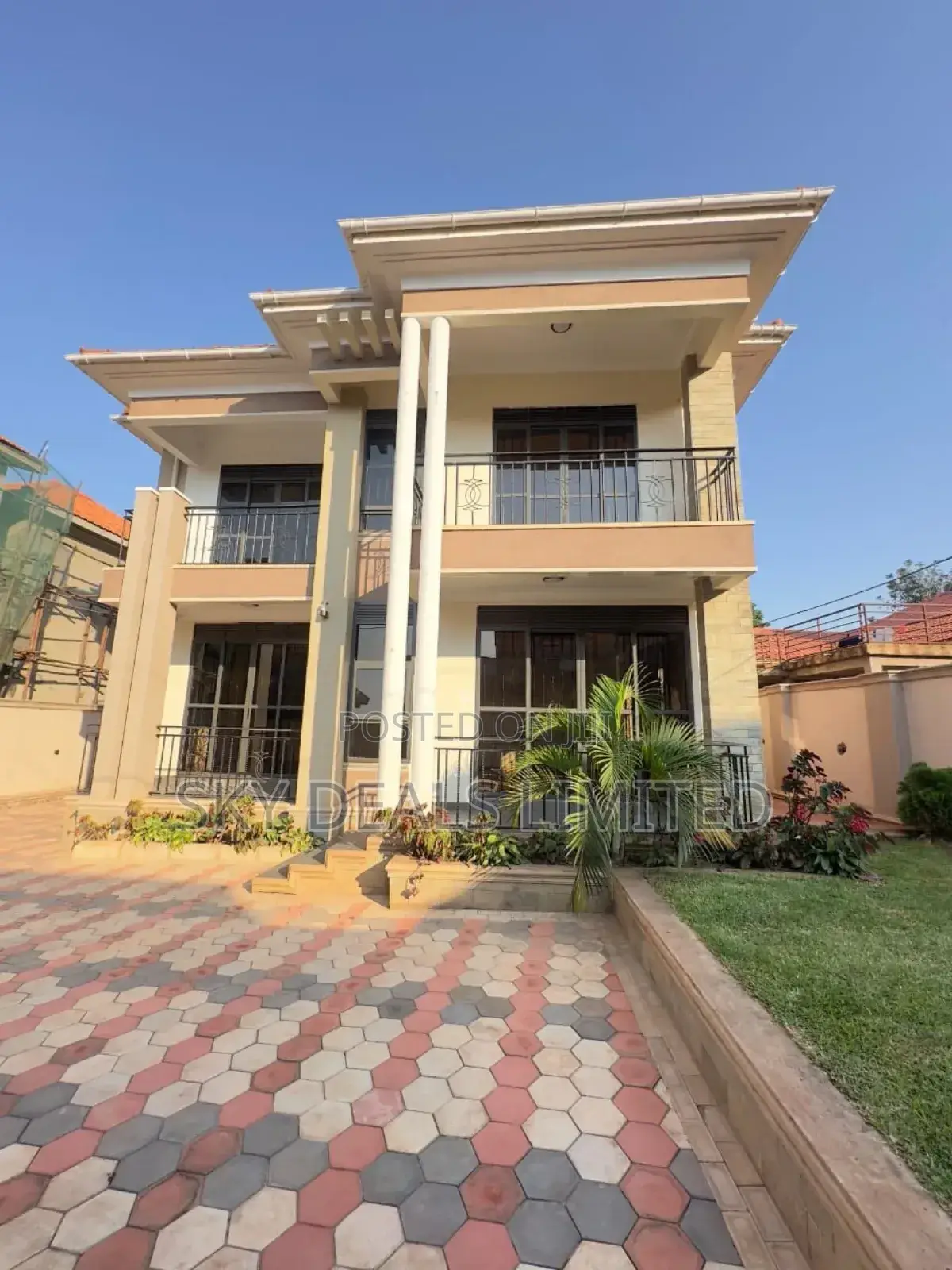 4bdrm Duplex in Kyanja, Nakawa for sale in Nakawa