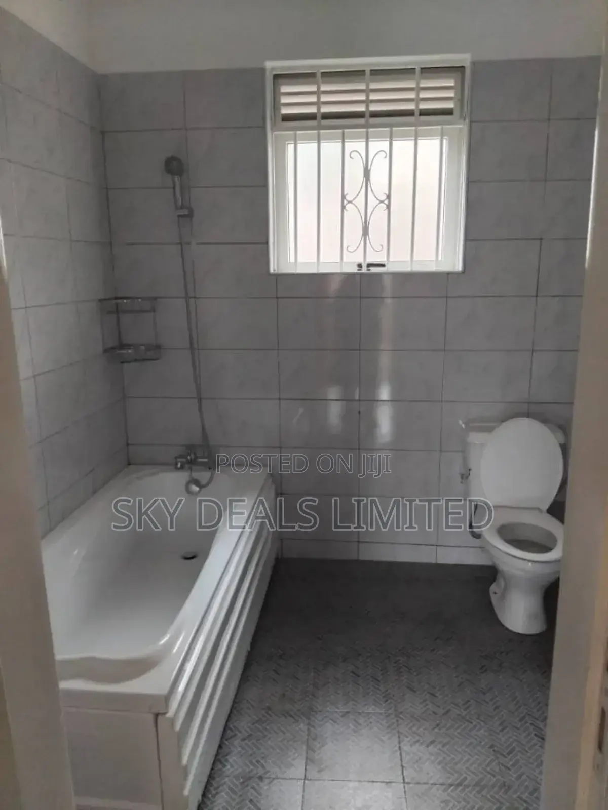 4bdrm Duplex in Kyanja, Nakawa for sale in Nakawa