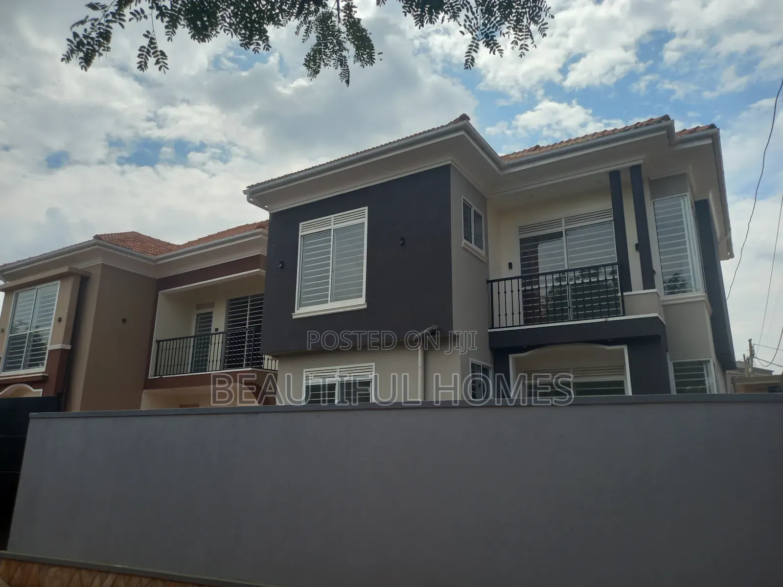 Furnished 4bdrm Maisonette in Kira Gated Estate for sale in Kira