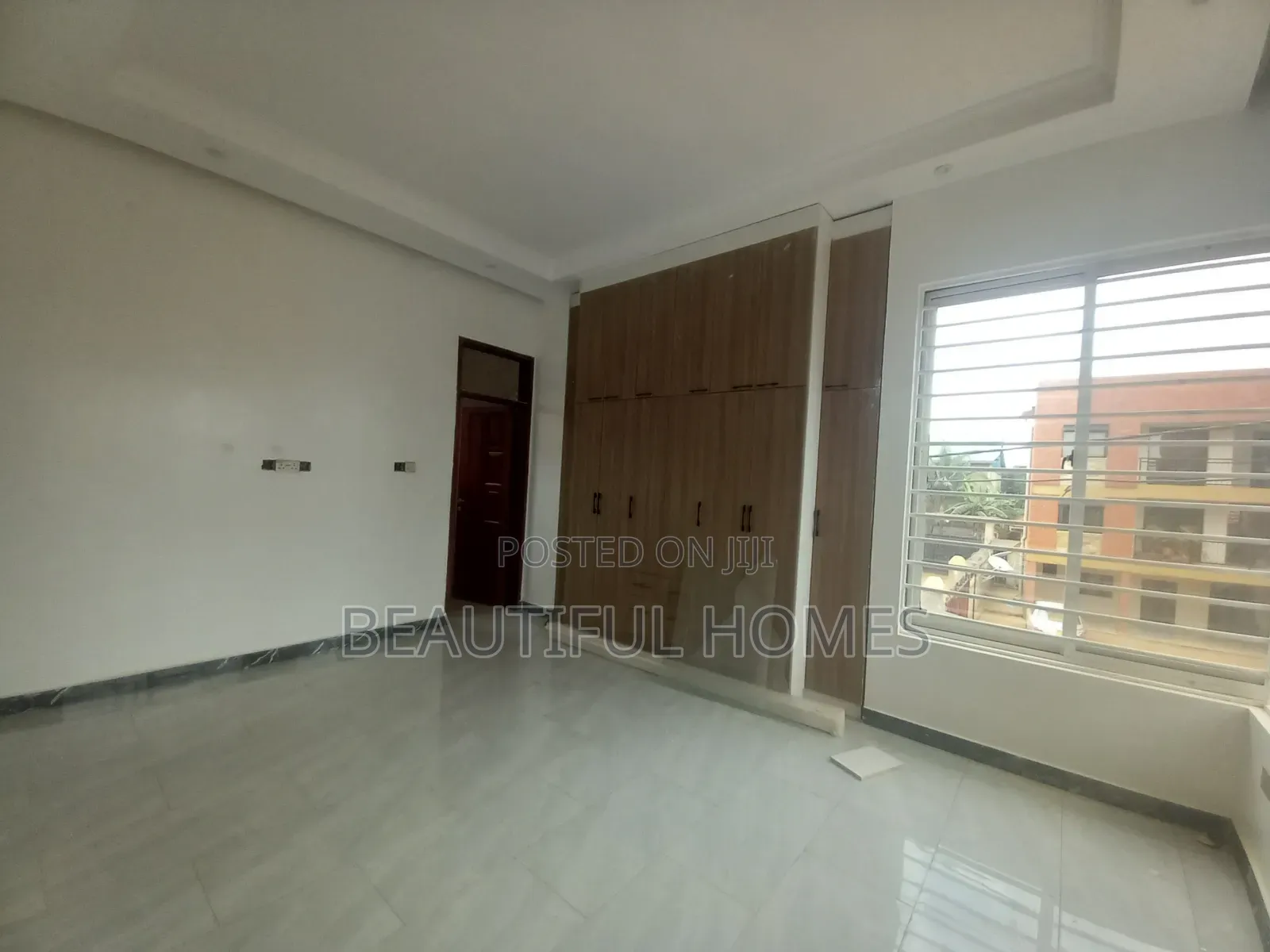 Furnished 4bdrm Maisonette in Kira Gated Estate for sale in Kira