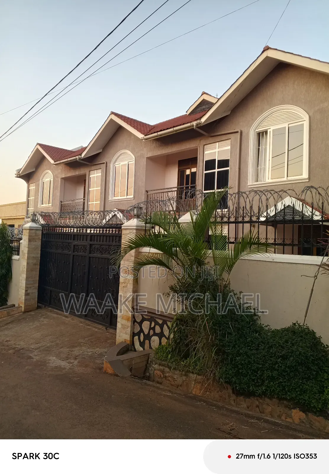 4bdrm Duplex in Buwatte Estate, Central Division for rent in Central Division