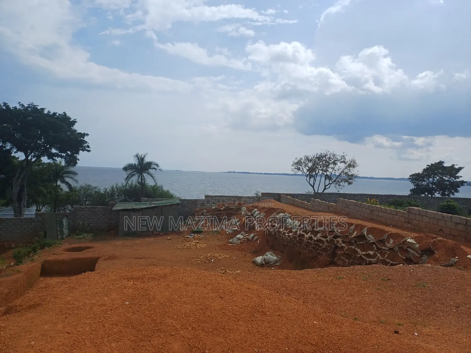 Very Prime Plot in Fence With Trillion View of Lake on Sale in Division A