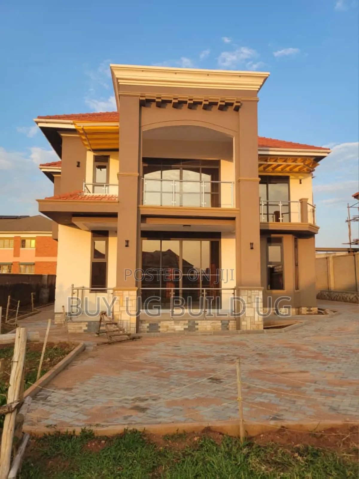 4bdrm Duplex in Munyonyo, Central Division for sale in Central Division