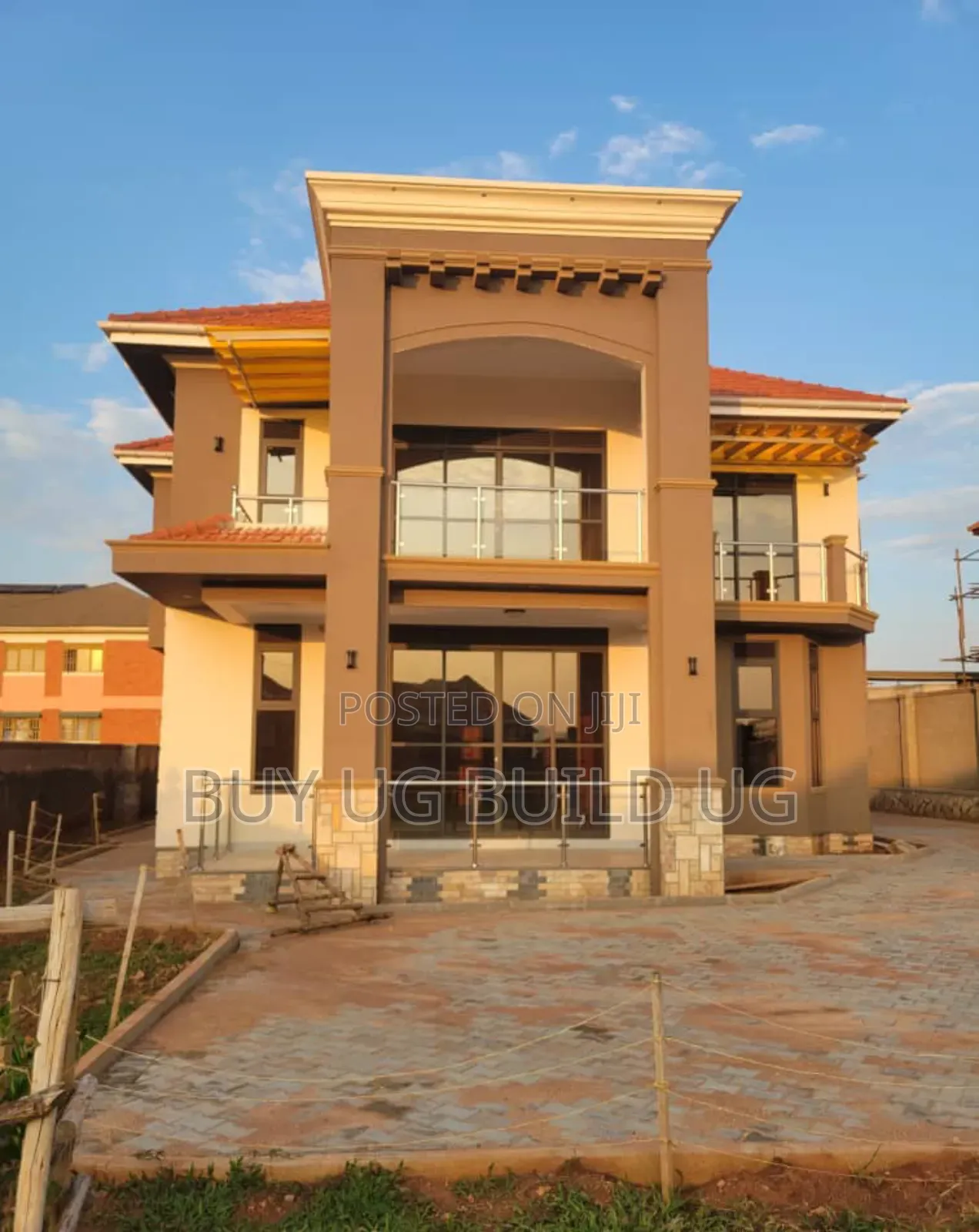 4bdrm Duplex in Munyonyo, Central Division for sale in Central Division