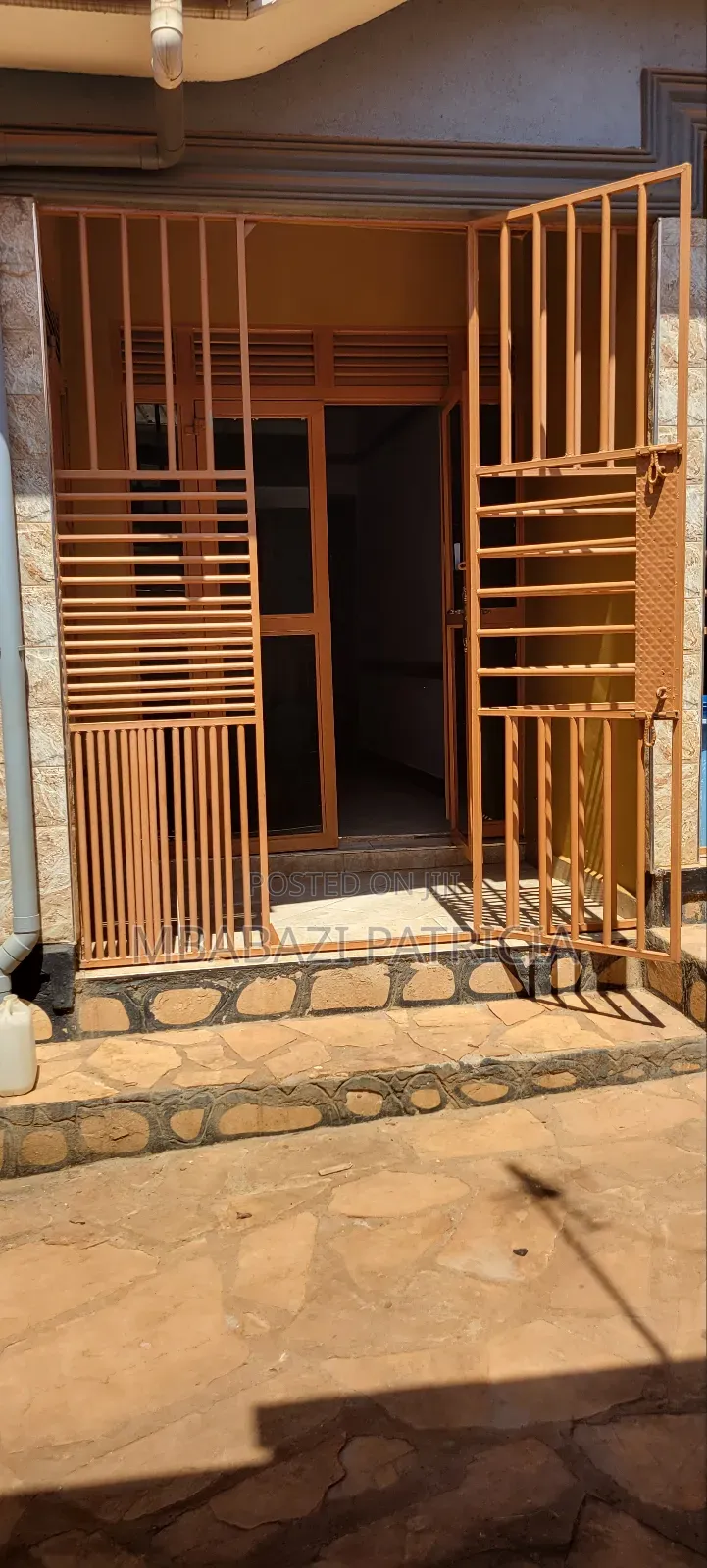 4bdrm House in Kazo Yundesi Road, Kawempe for rent in Kawempe