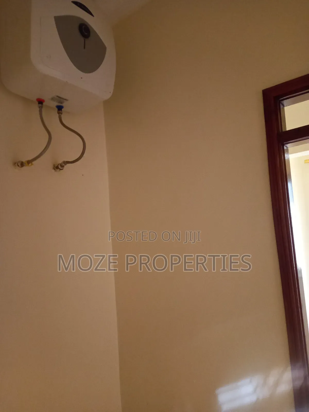 2bdrm Bungalow in Kyaliwajala Kira, Central Division for rent in Central Division